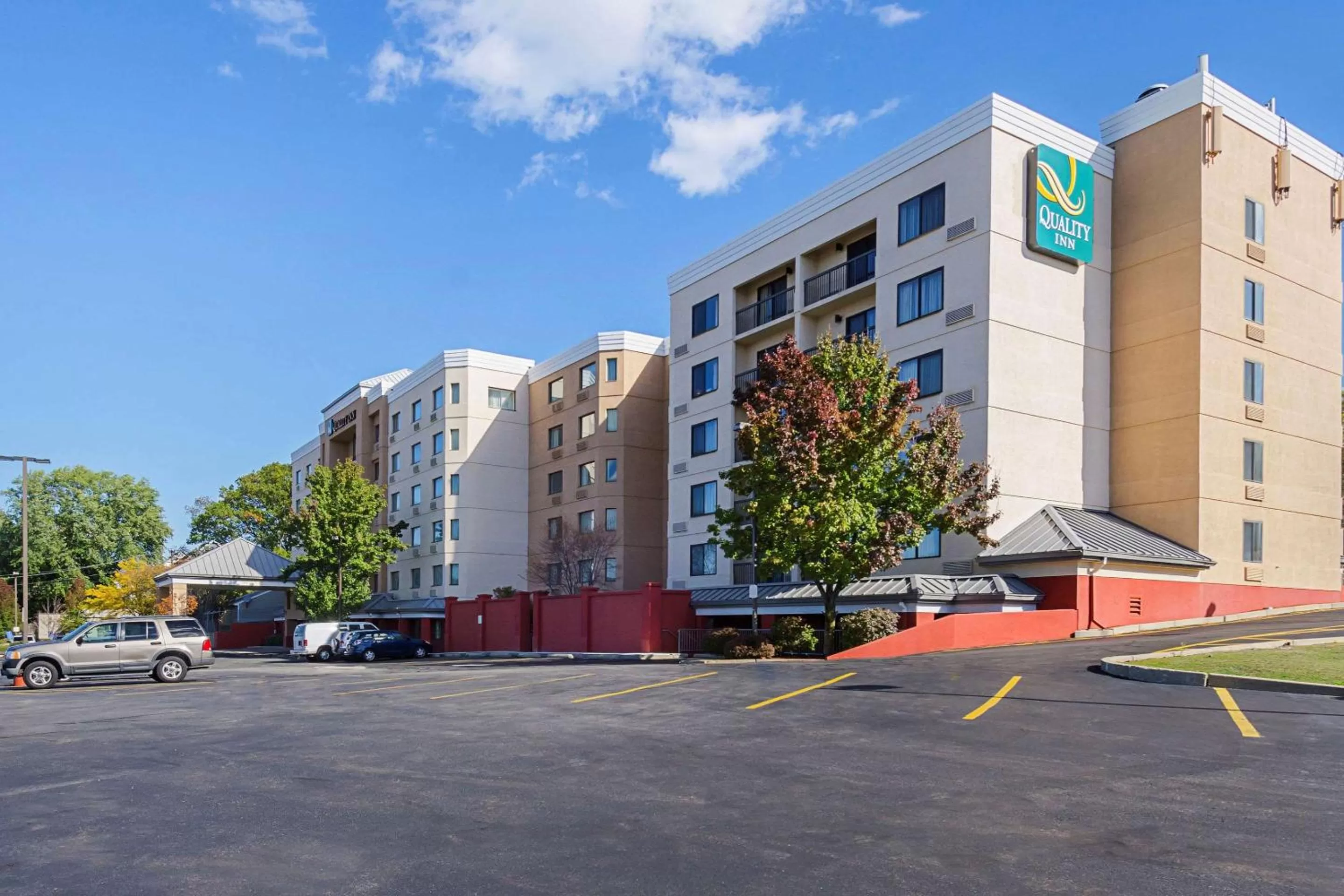 Property building in Quality Inn Boston-Revere