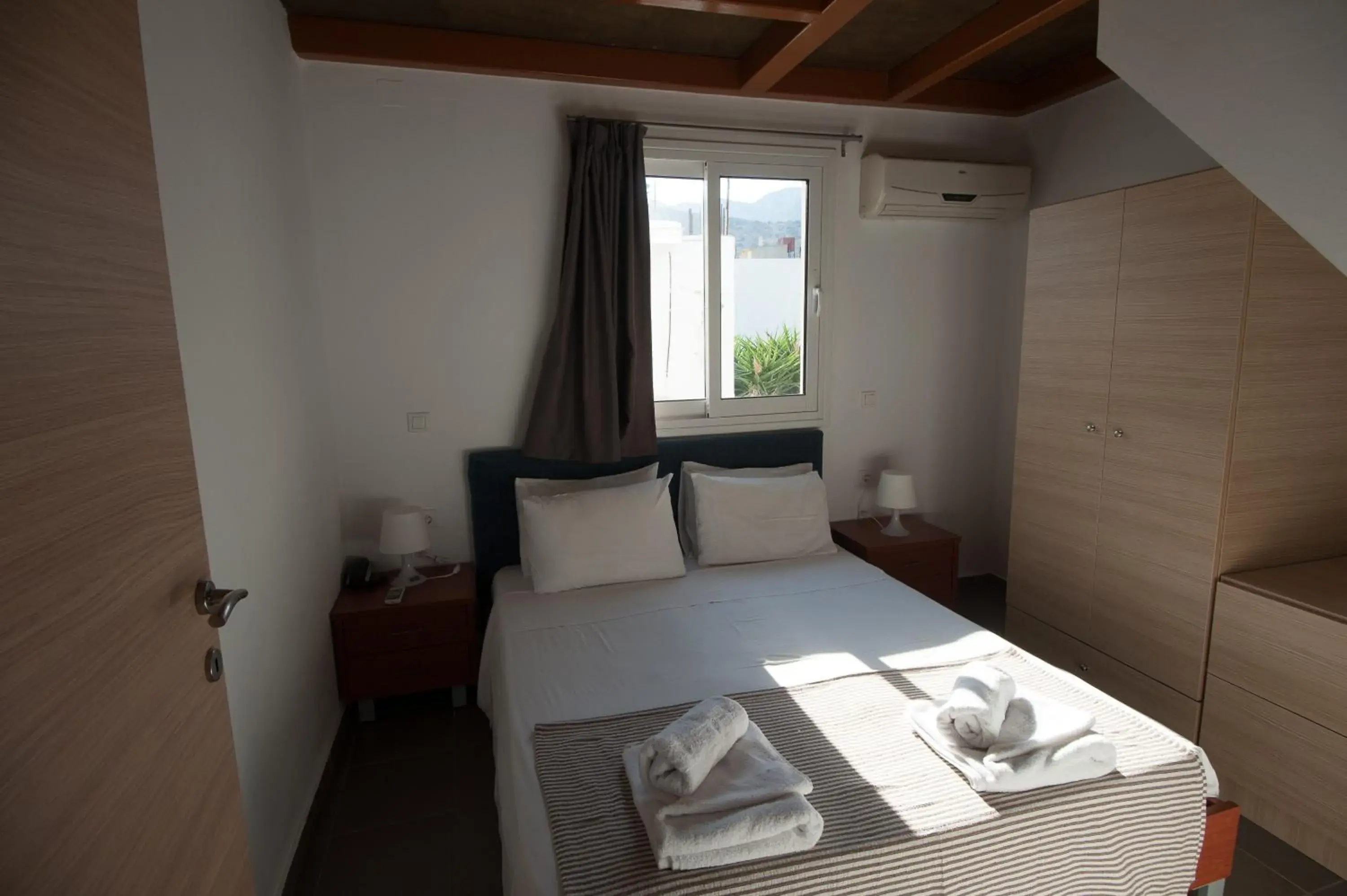 Bedroom, Bed in Elounda Sunrise Apartments