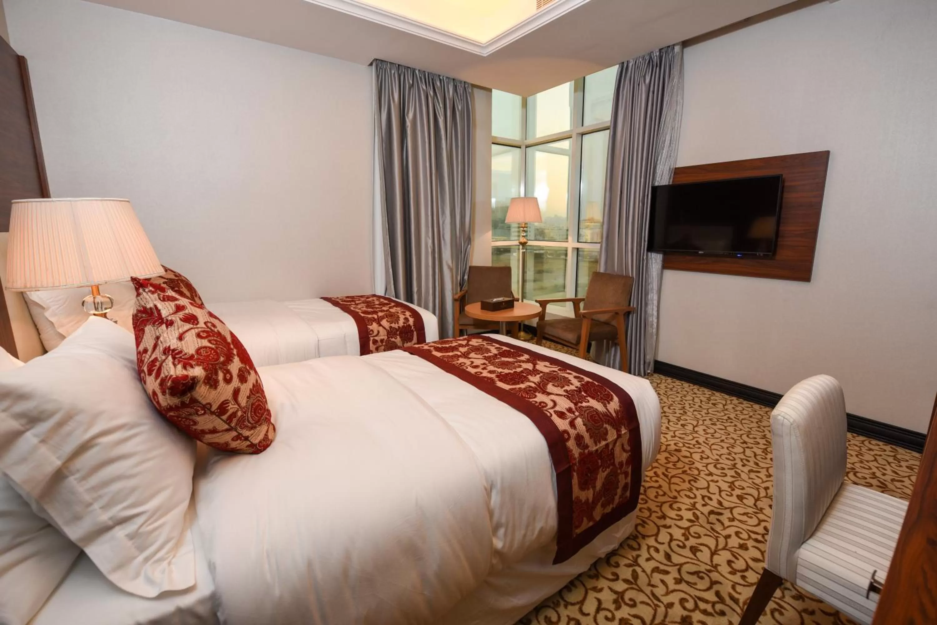 Bedroom, Bed in Grand Park Hotel