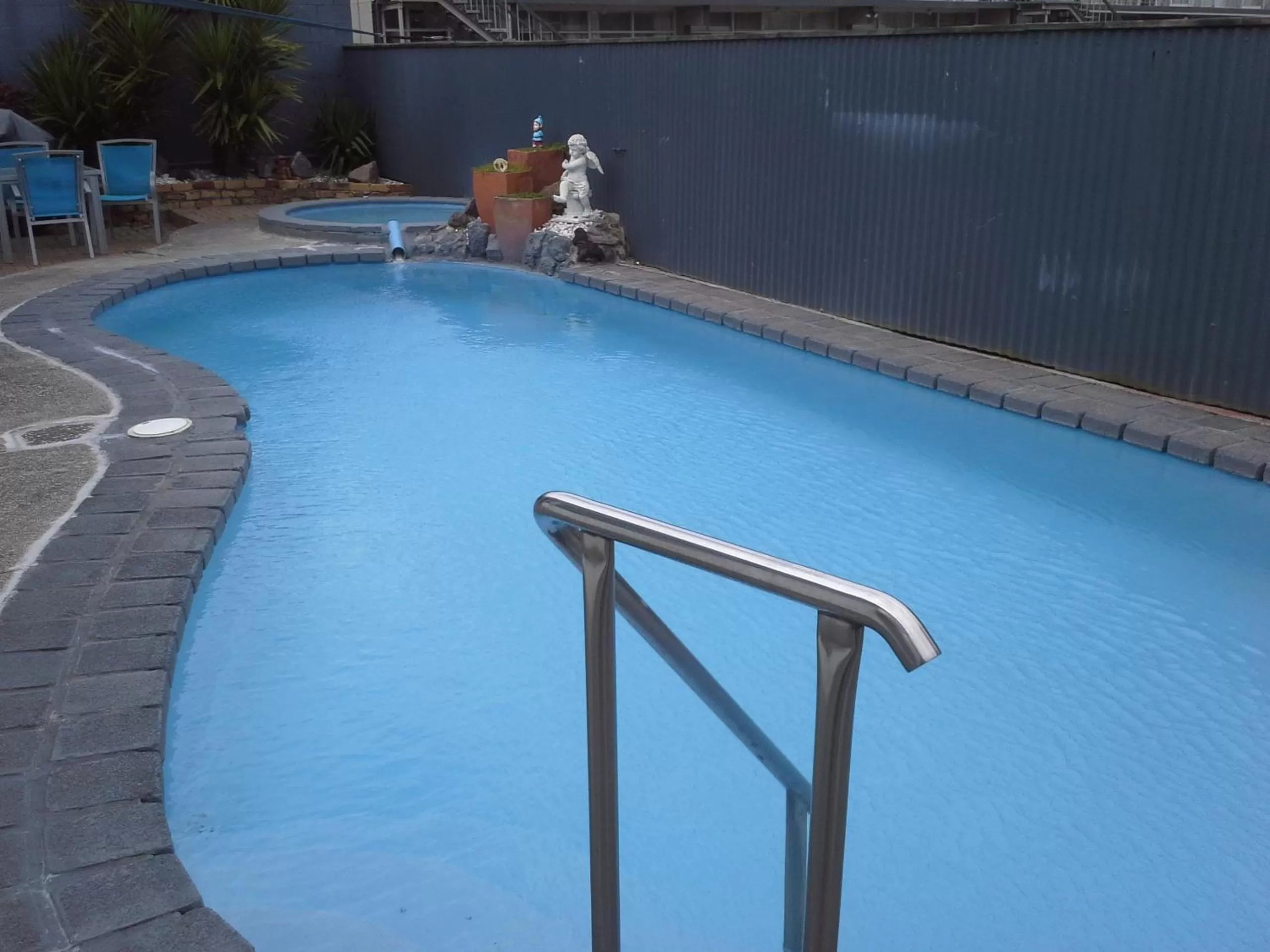 Swimming pool in Ambassador Thermal Motel