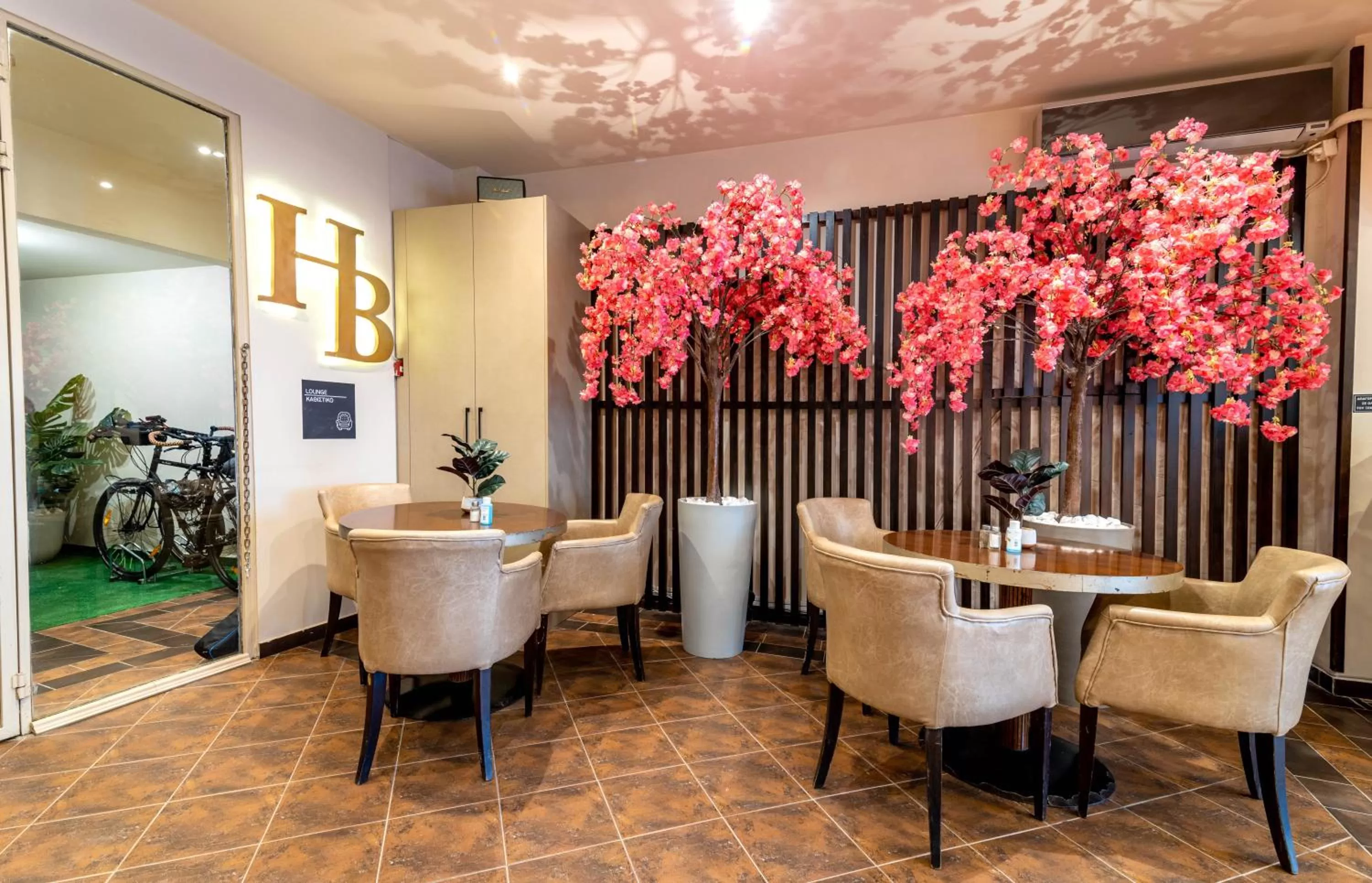 Living room in Votsalakia Hotel & Luxury Apartments