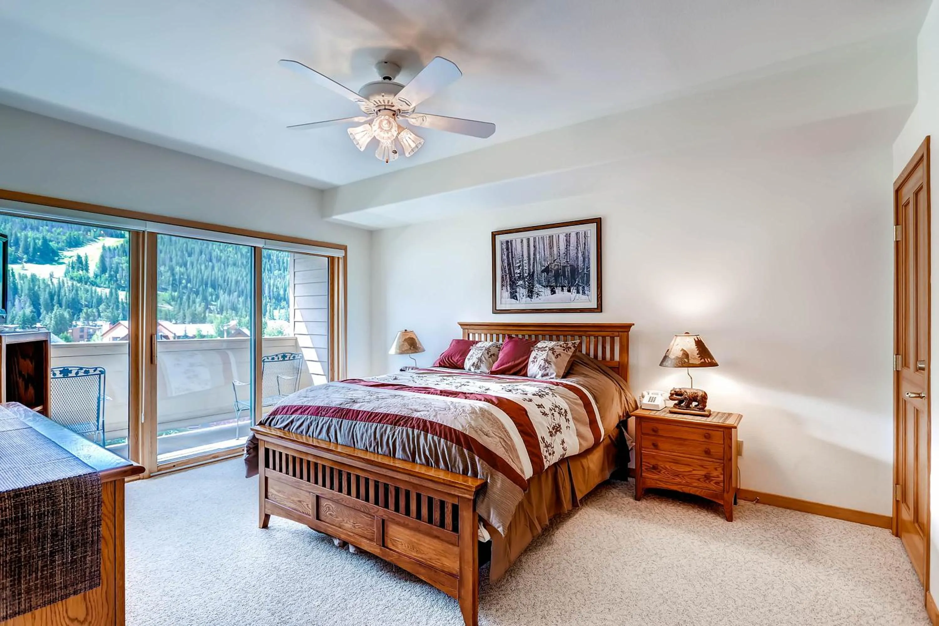 Bedroom, Bed in Gateway Mountain Lodge, A Vail Resorts Property