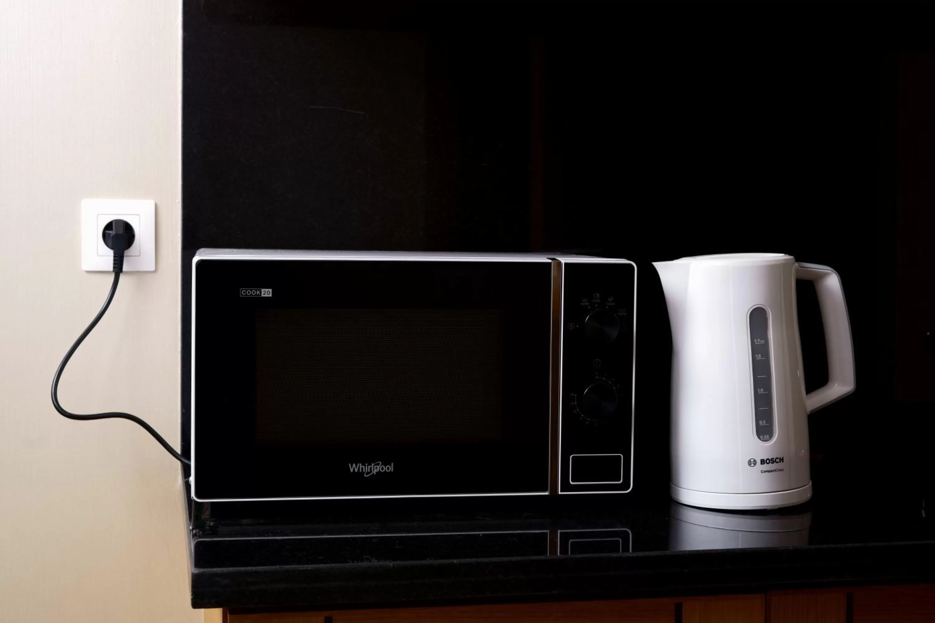 Coffee/tea facilities, TV/Entertainment Center in Maarif Home Casablanca