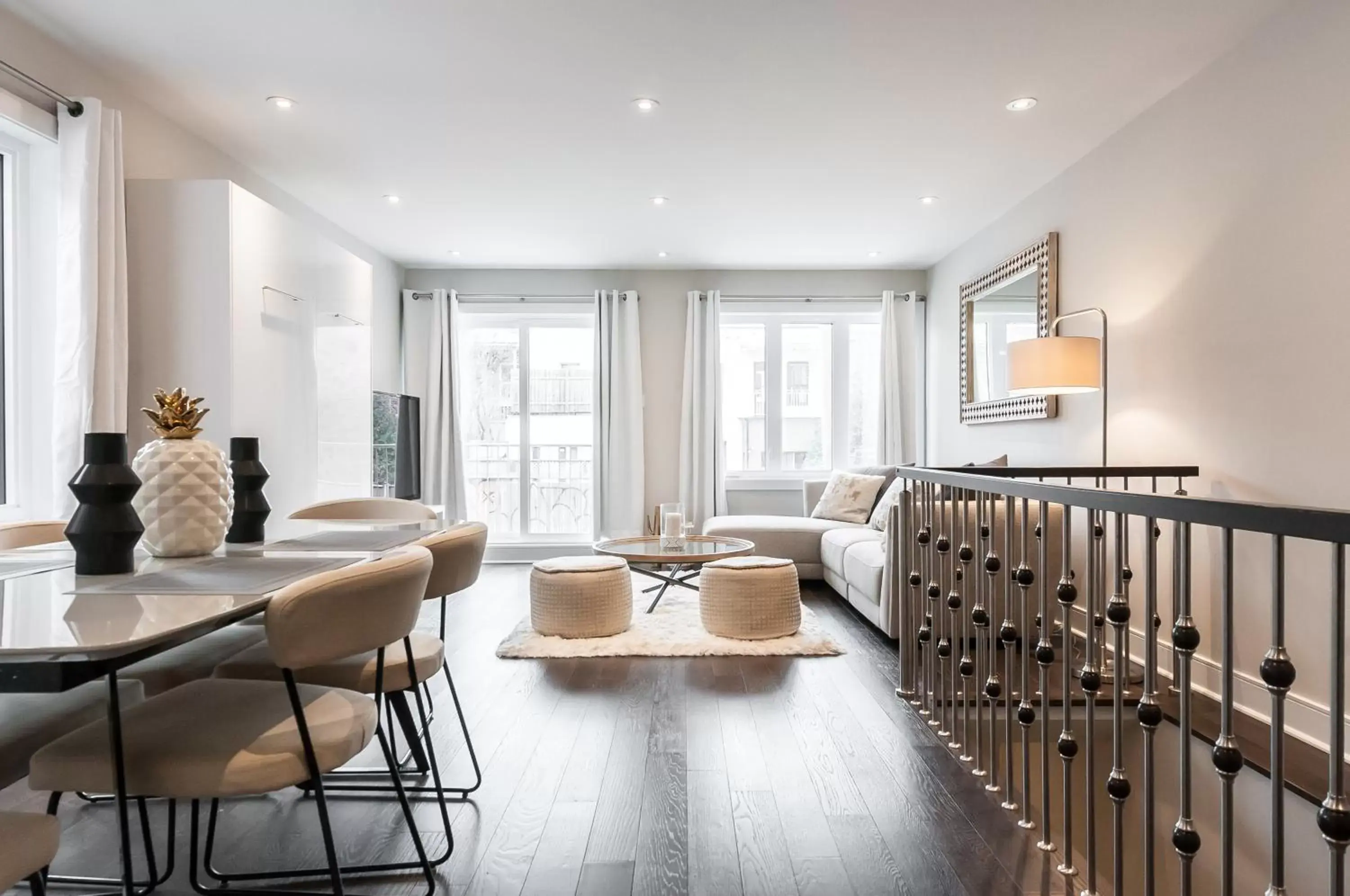 Living room in Parc Avenue Lofts