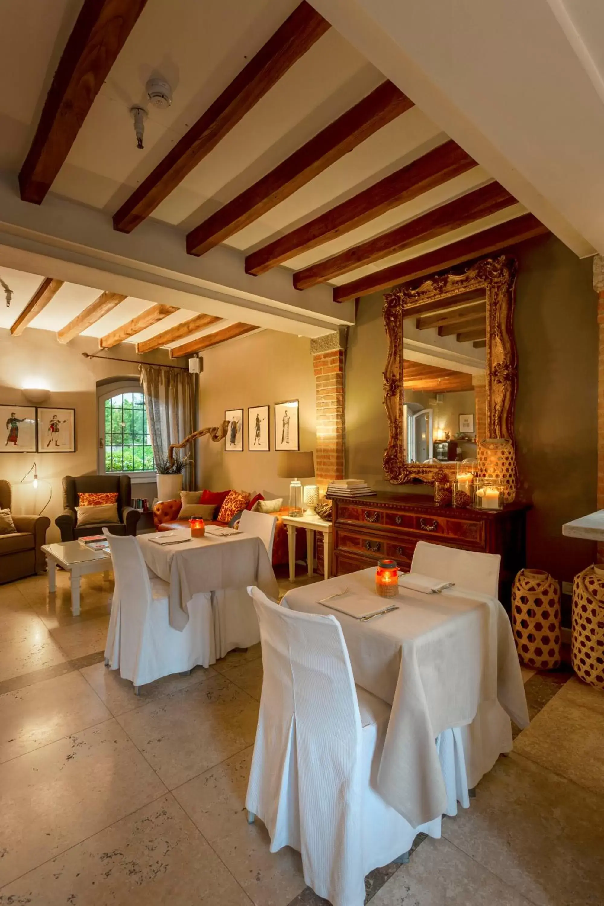 Living room, Restaurant/Places to Eat in Santellone Resort