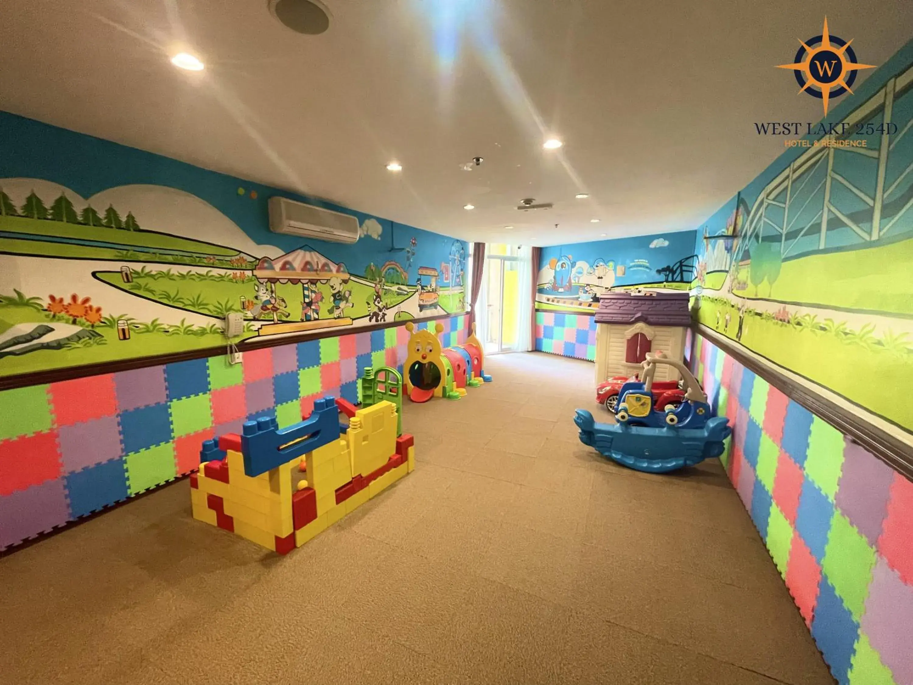 Kids's club in West Lake 254D Hotel & Residence