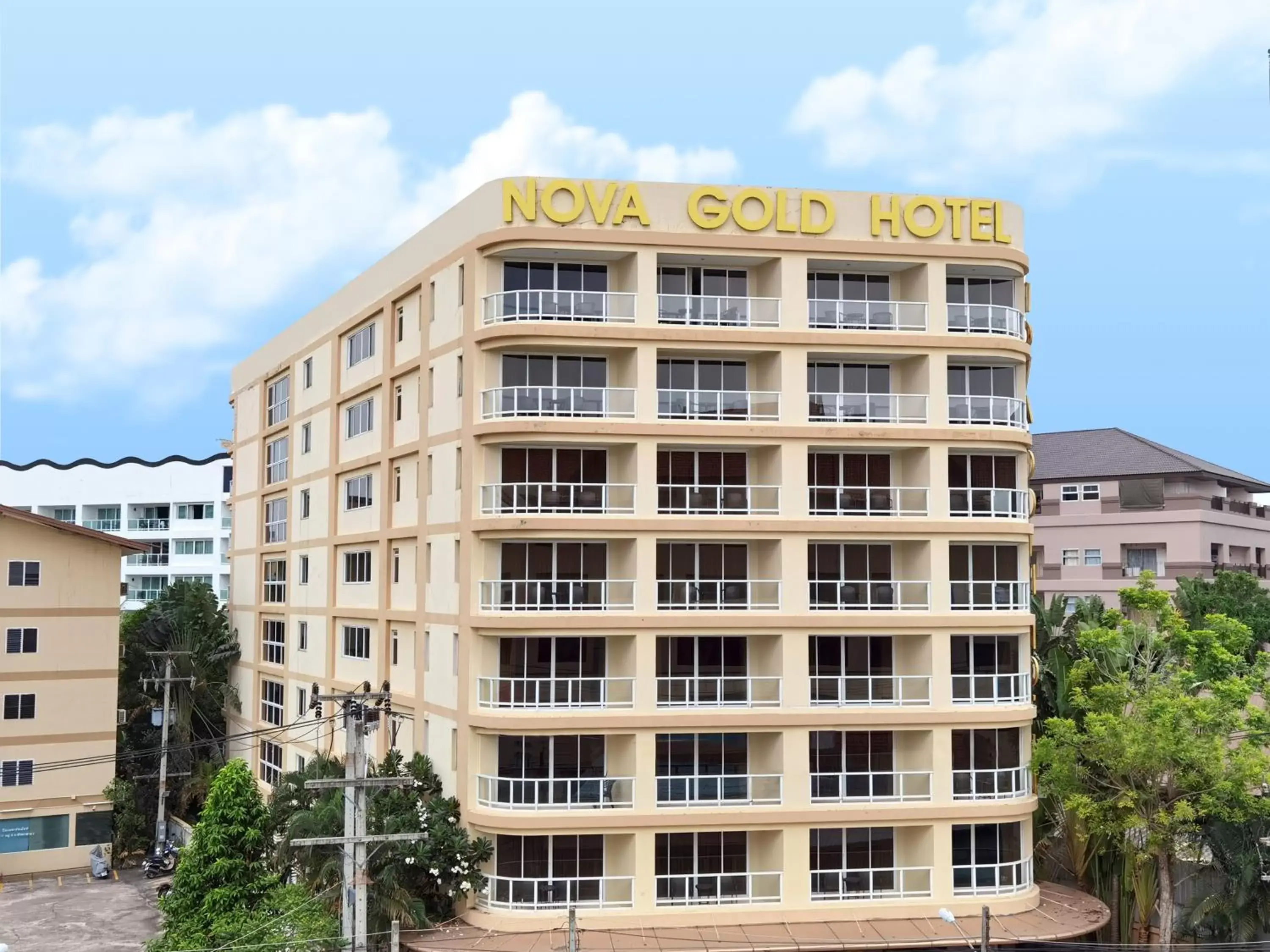 Facade/entrance, Property Building in Nova Gold Hotel by Compass Hospitality