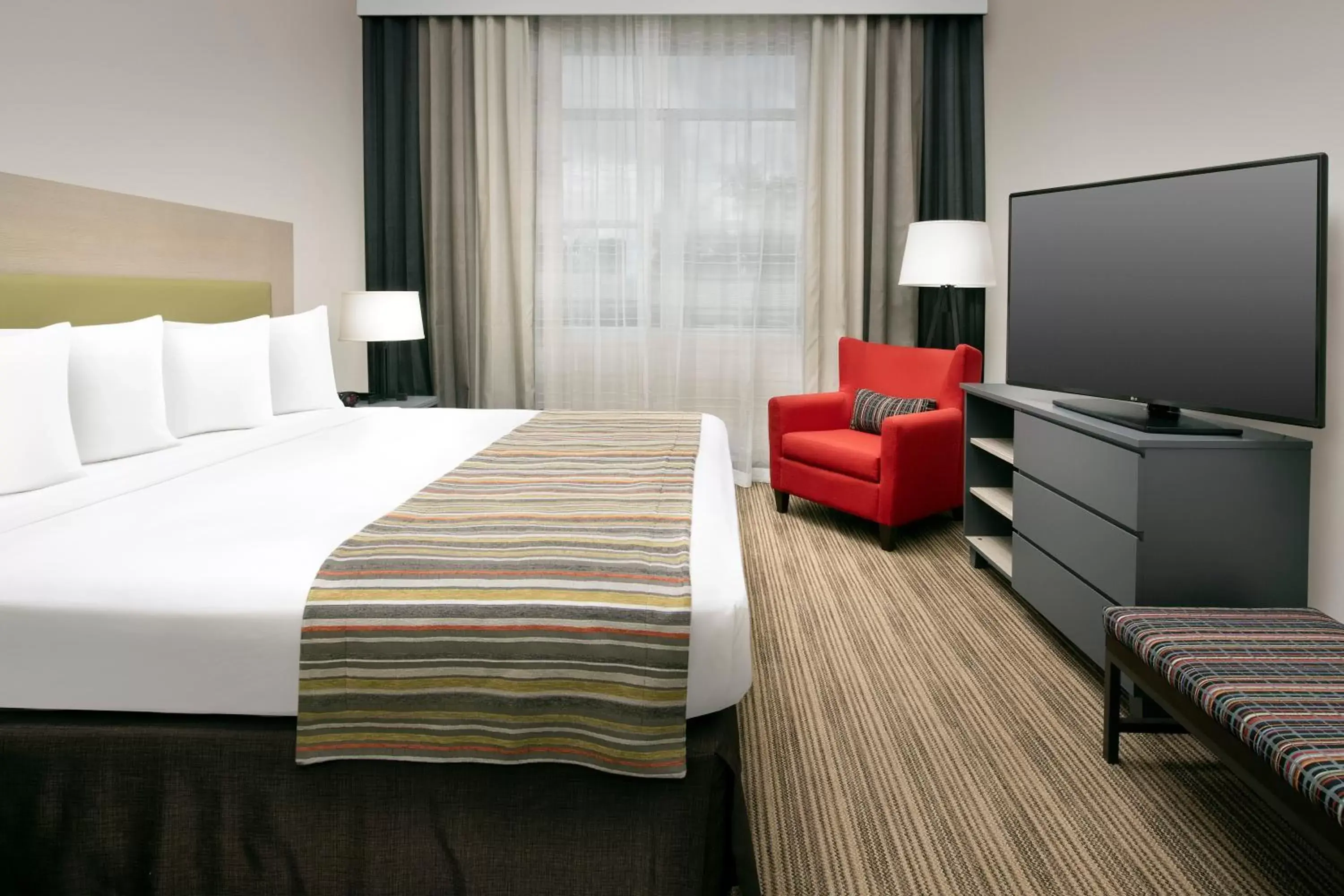 Bedroom, Bed in Country Inn & Suites by Radisson, Houston Intercontinental Airport East, TX