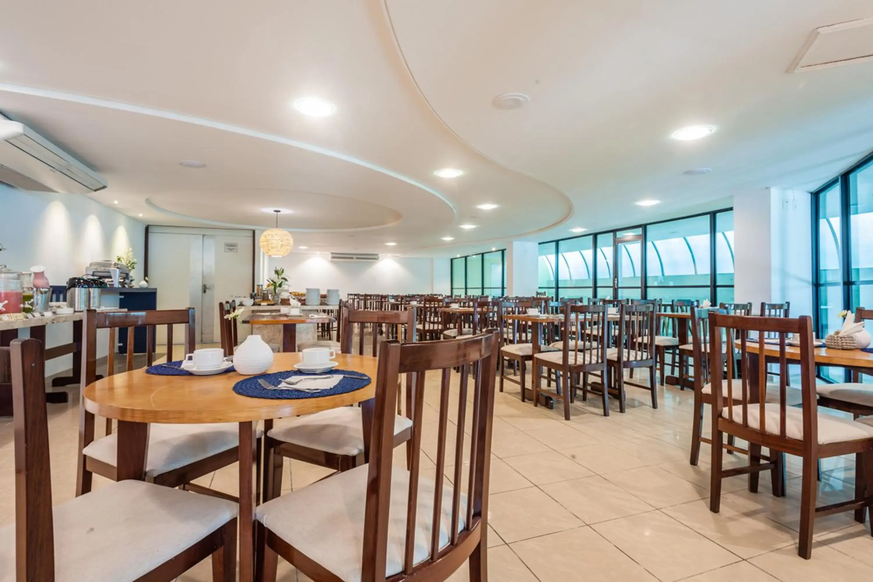 Restaurant/Places to Eat in João Pessoa Hplus Beach