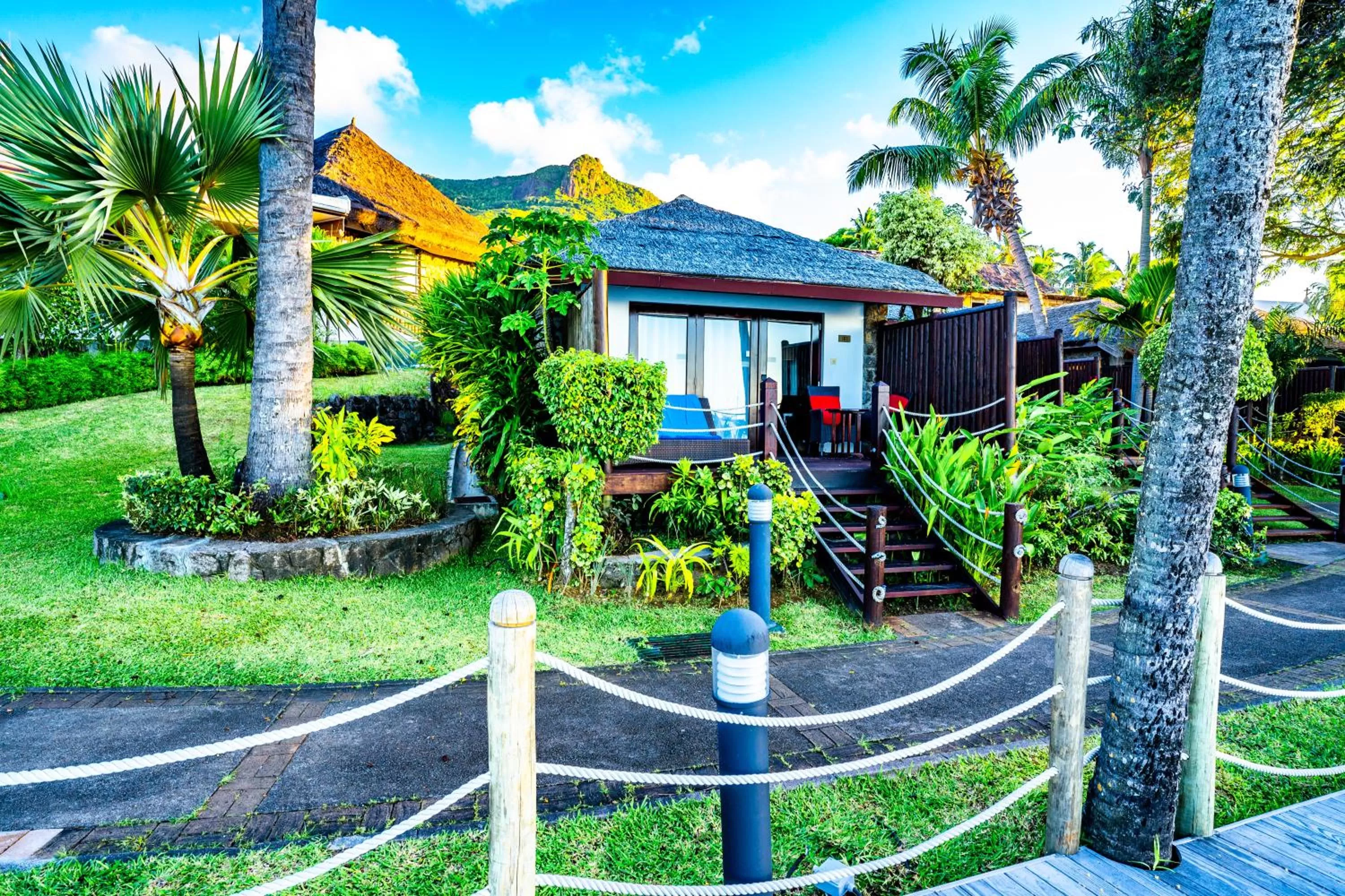 Garden view in Fisherman's Cove Resort - closed for complete renovation - Visit our sister property STORY Seychelles for your stay