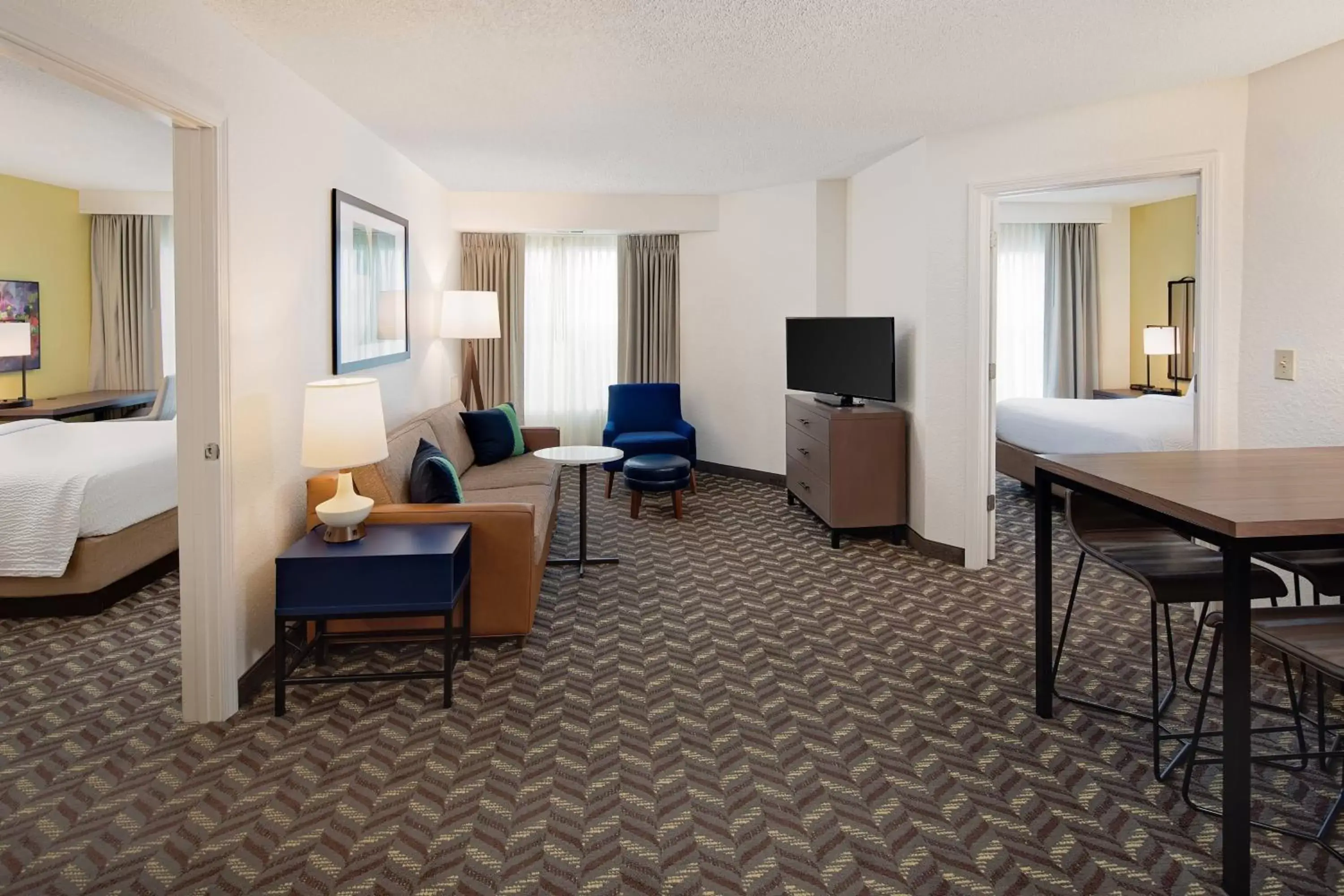 Bedroom, Seating Area in Residence Inn Boston Dedham