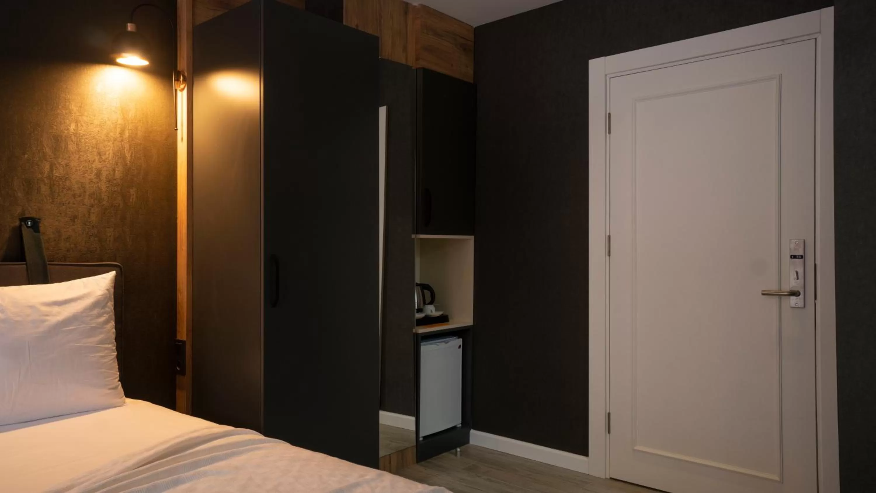 Bedroom, Bed in Estera Hotel Silent