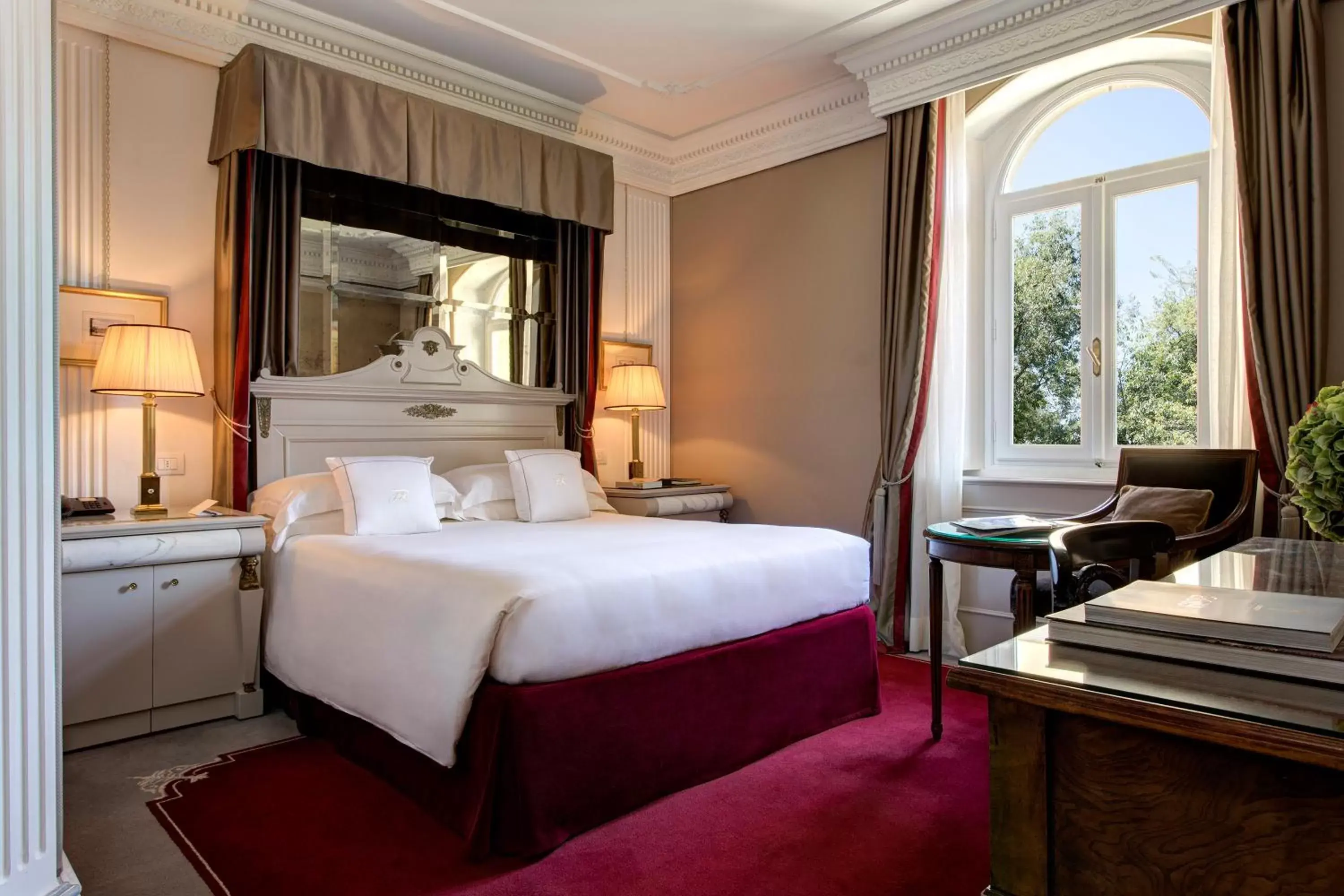 Photo of the whole room, Bed in Hotel Regency - Small Luxury Hotels of the World