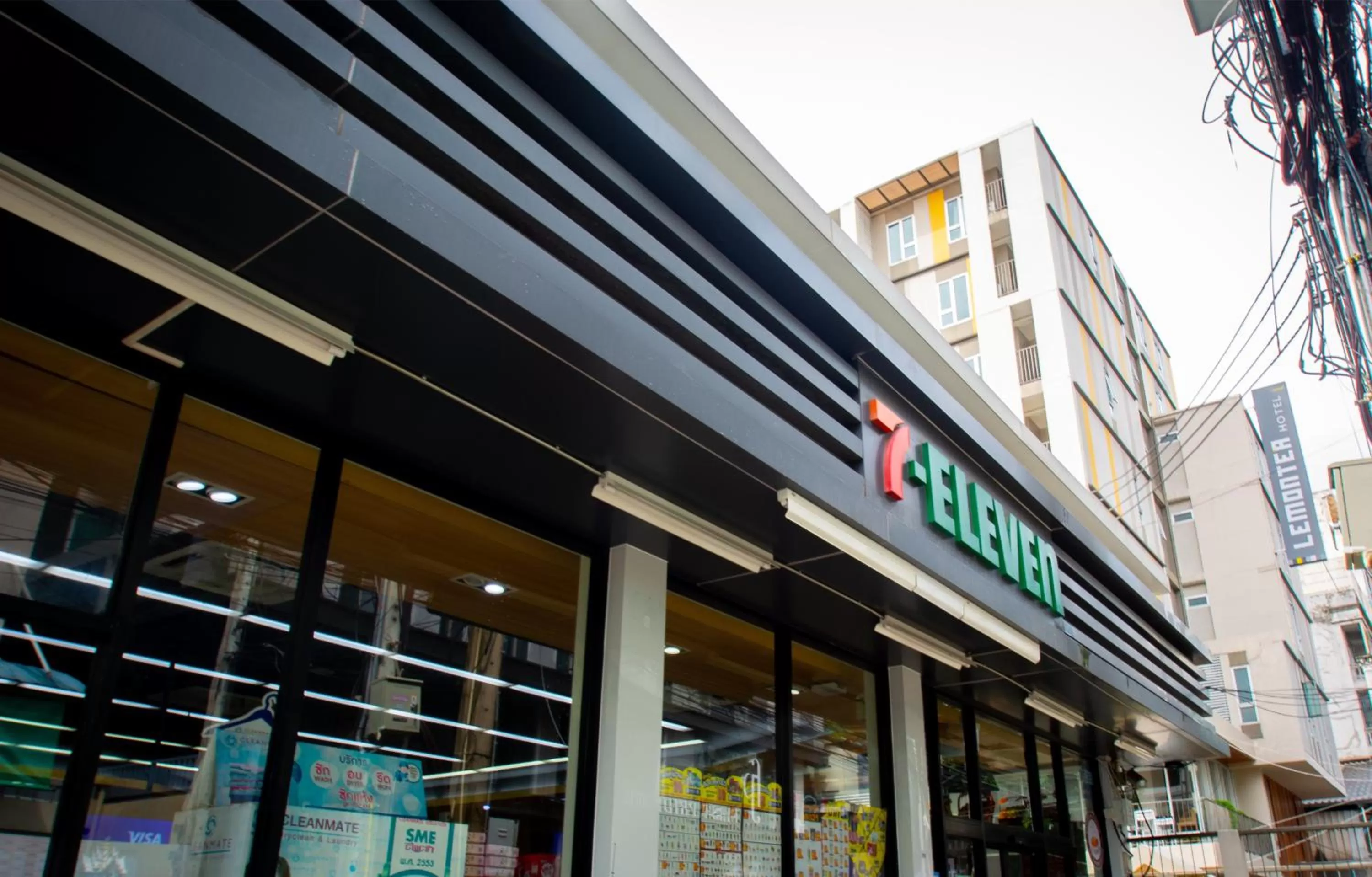 Supermarket/grocery shop in Lemontea Hotel Bangkok