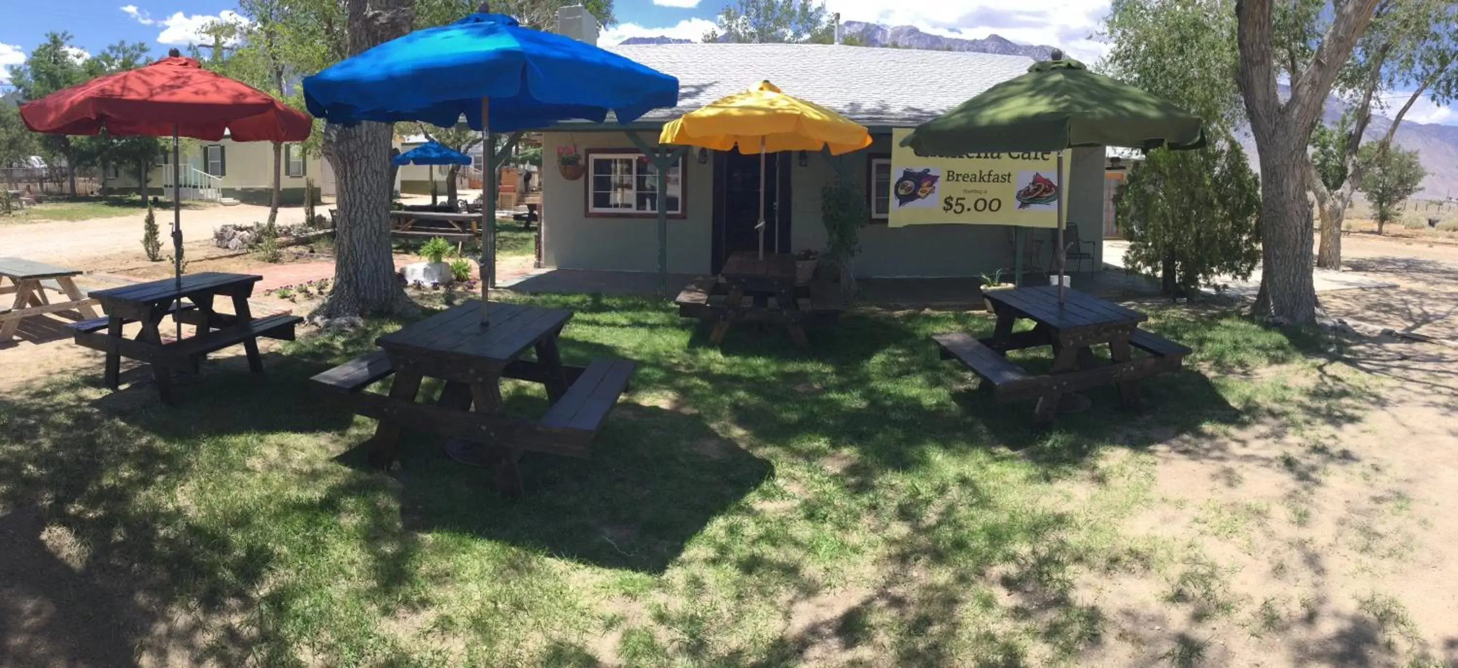 Patio, Patio/Outdoor Area in Olancha RV Park and Motel