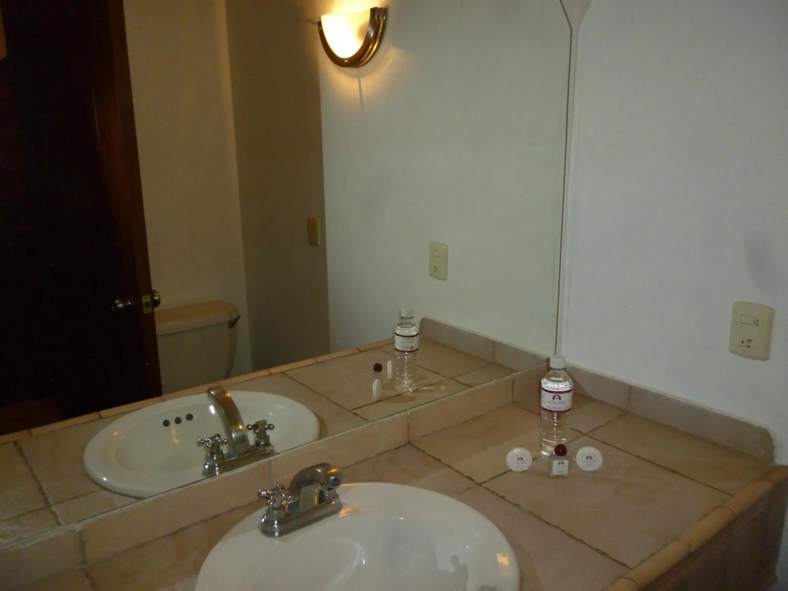 Bathroom in Hotel Antiguo Fortin