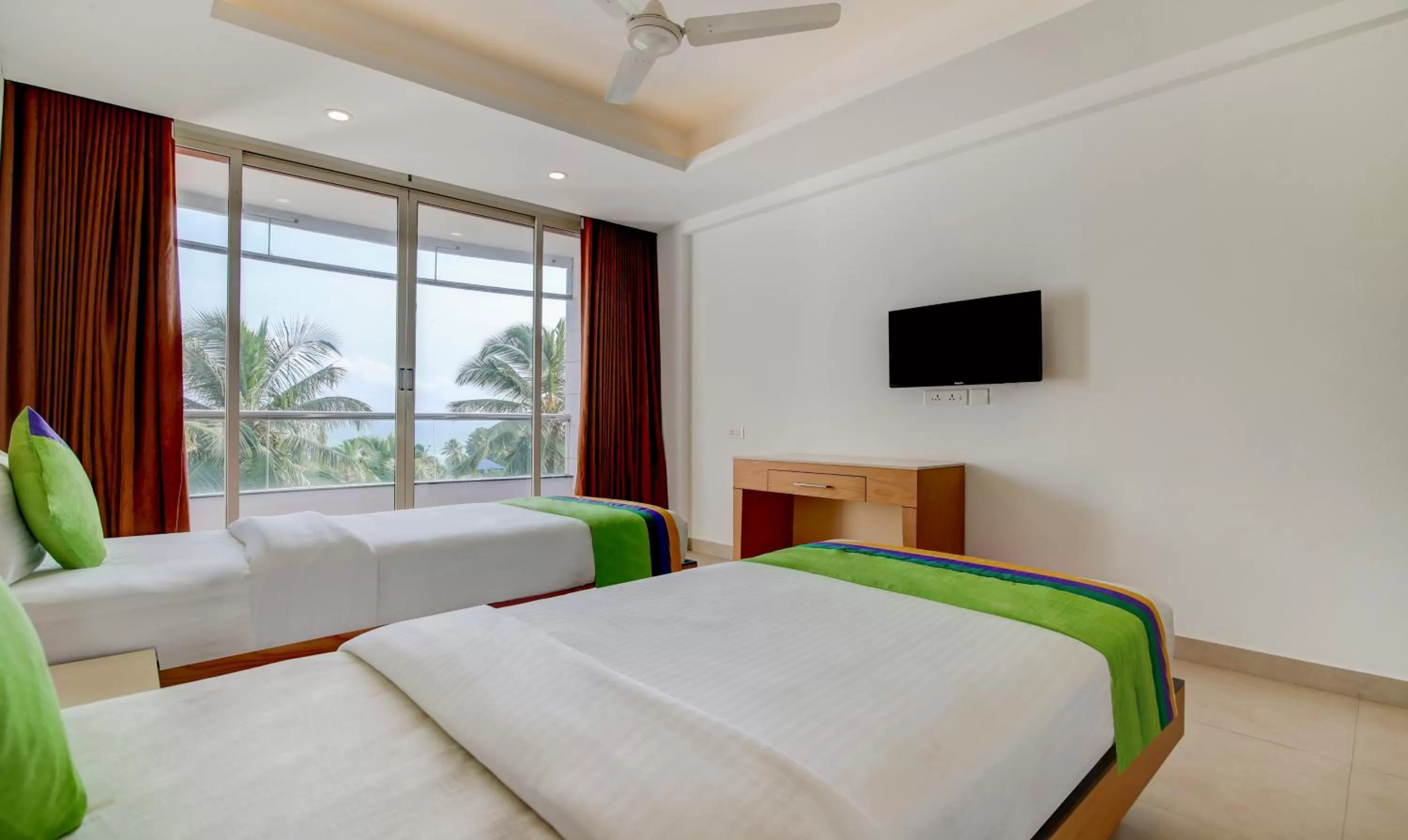 Bed in Cilantro By The Sea