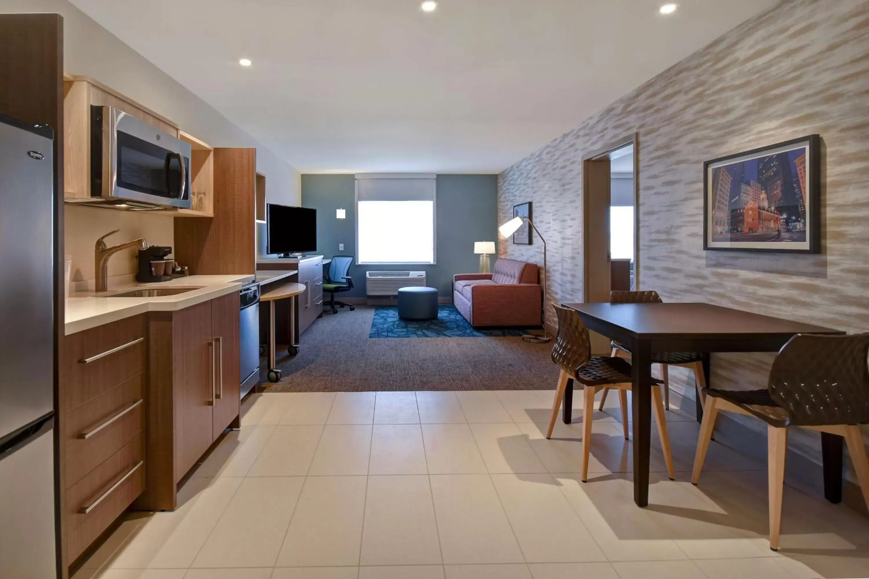 Kitchen or kitchenette, Kitchen/Kitchenette in Home2 Suites By Hilton Boston South Bay