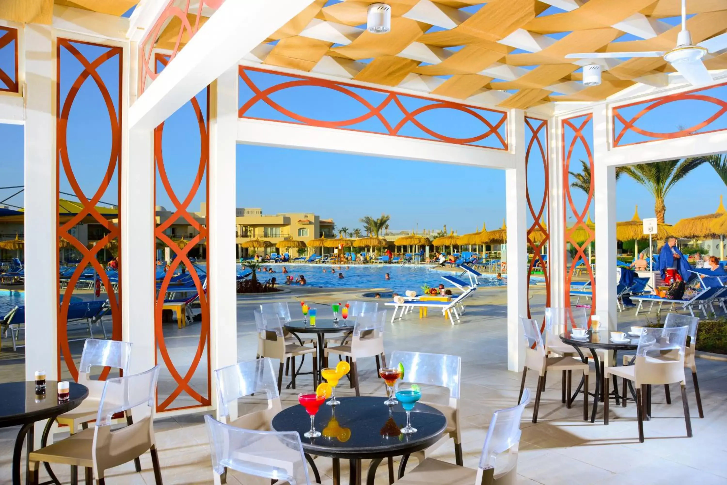 Drinks, Restaurant/Places to Eat in Pickalbatros Royal Moderna Sharm "Aqua Park"