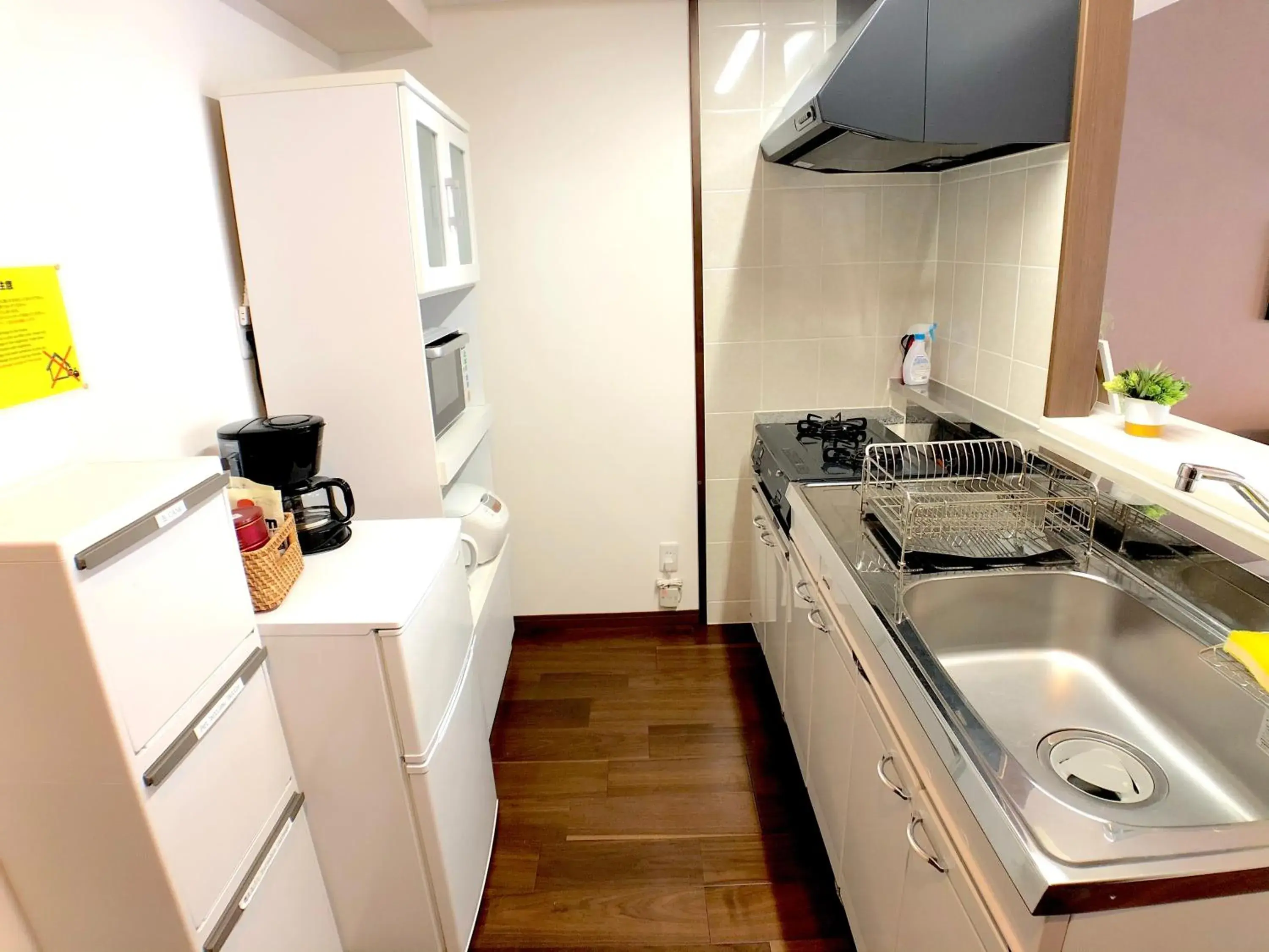 Kitchen or kitchenette, Kitchen/Kitchenette in Luana Lea Karate Kaikan Mae