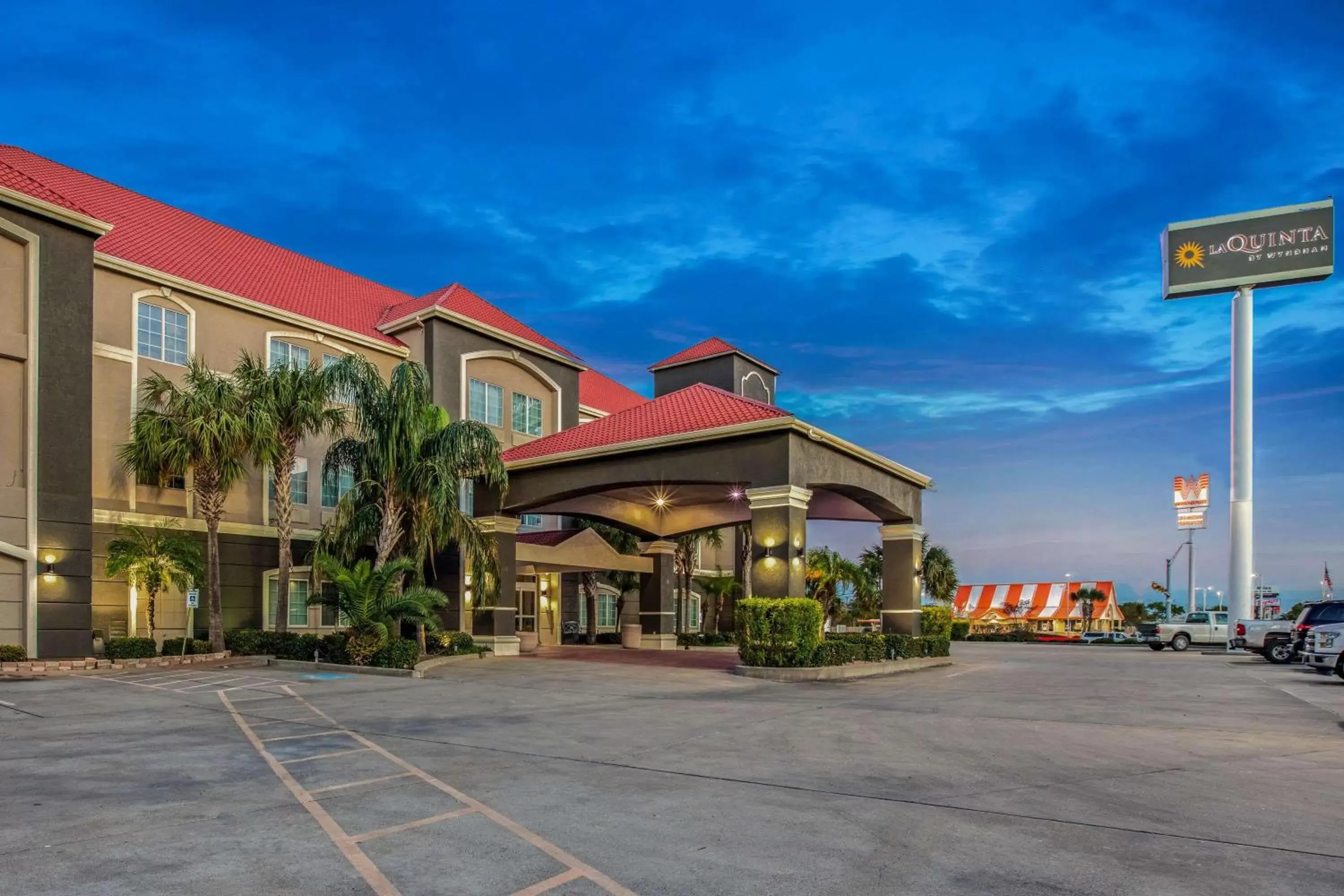 Property Building in La Quinta by Wyndham Corpus Christi Airport