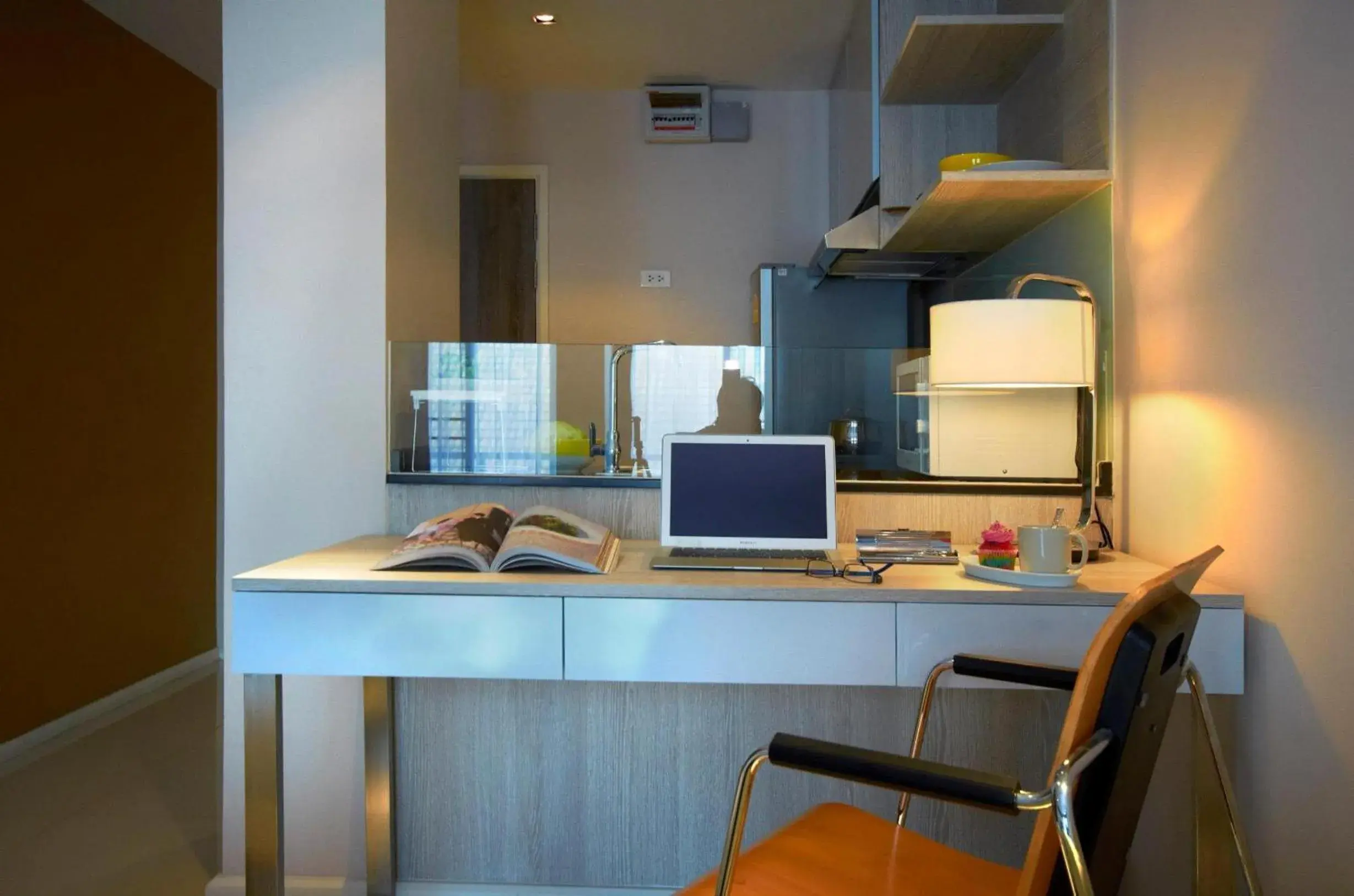 Business facilities in The Present Sathorn