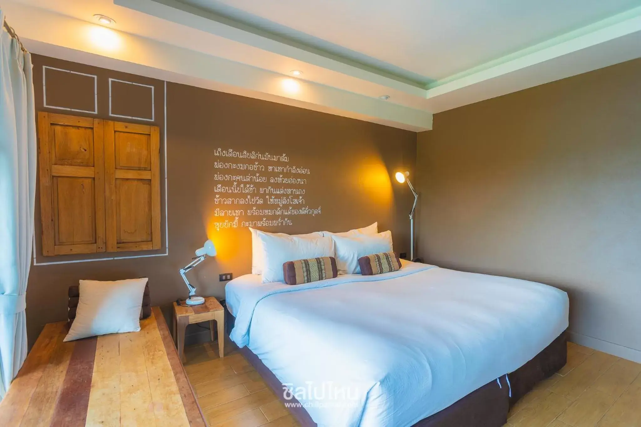 Deluxe Double Room in Brown House Hotel by Blu Monkey - SHA Extra Plus