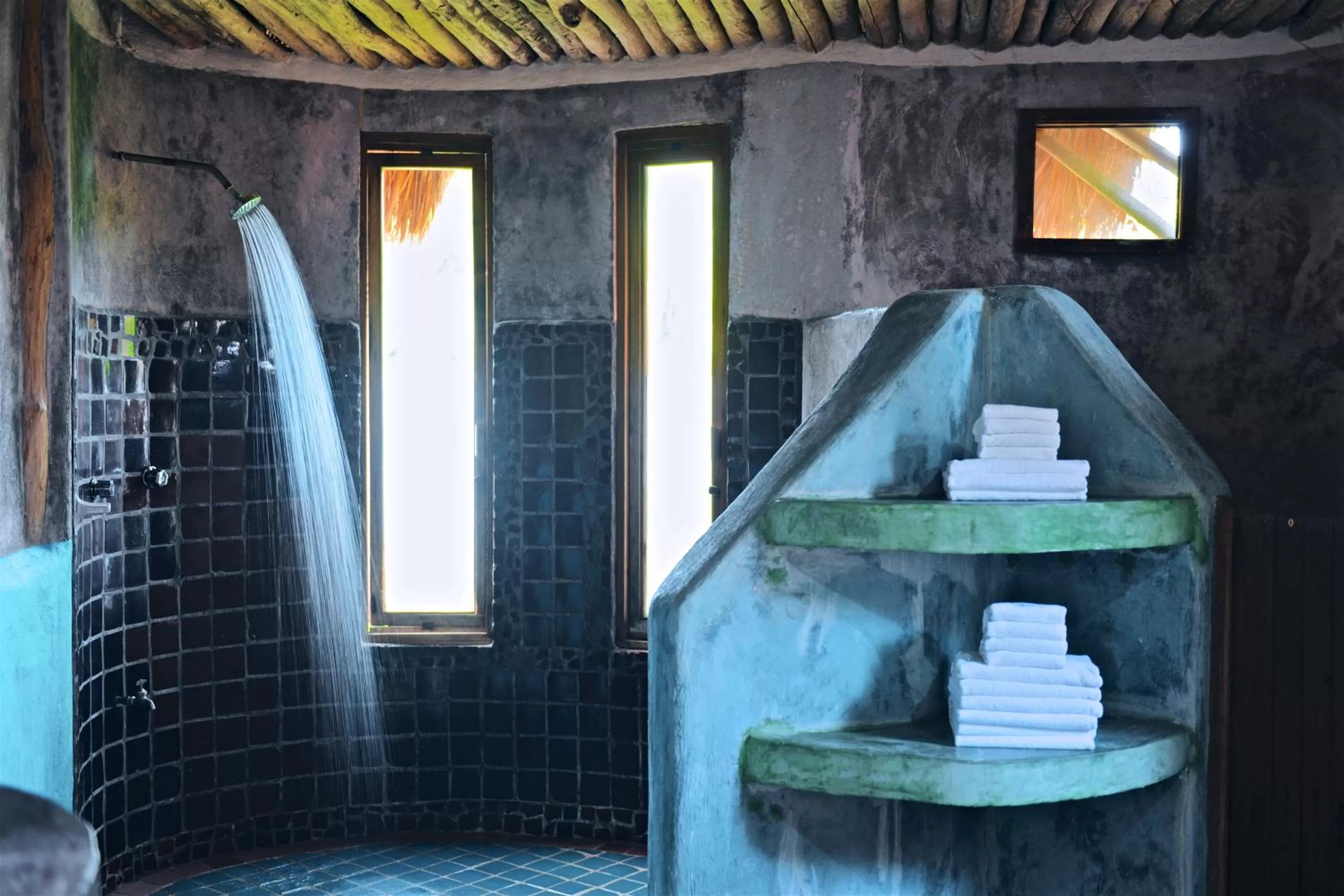 Bathroom in Zamas Hotel