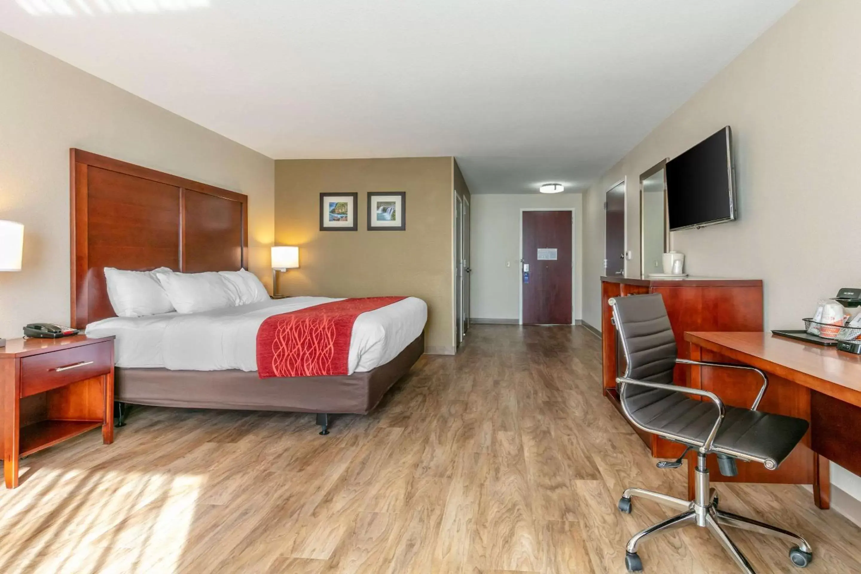 Photo of the whole room in Comfort Inn and Suites Van Buren - Fort Smith