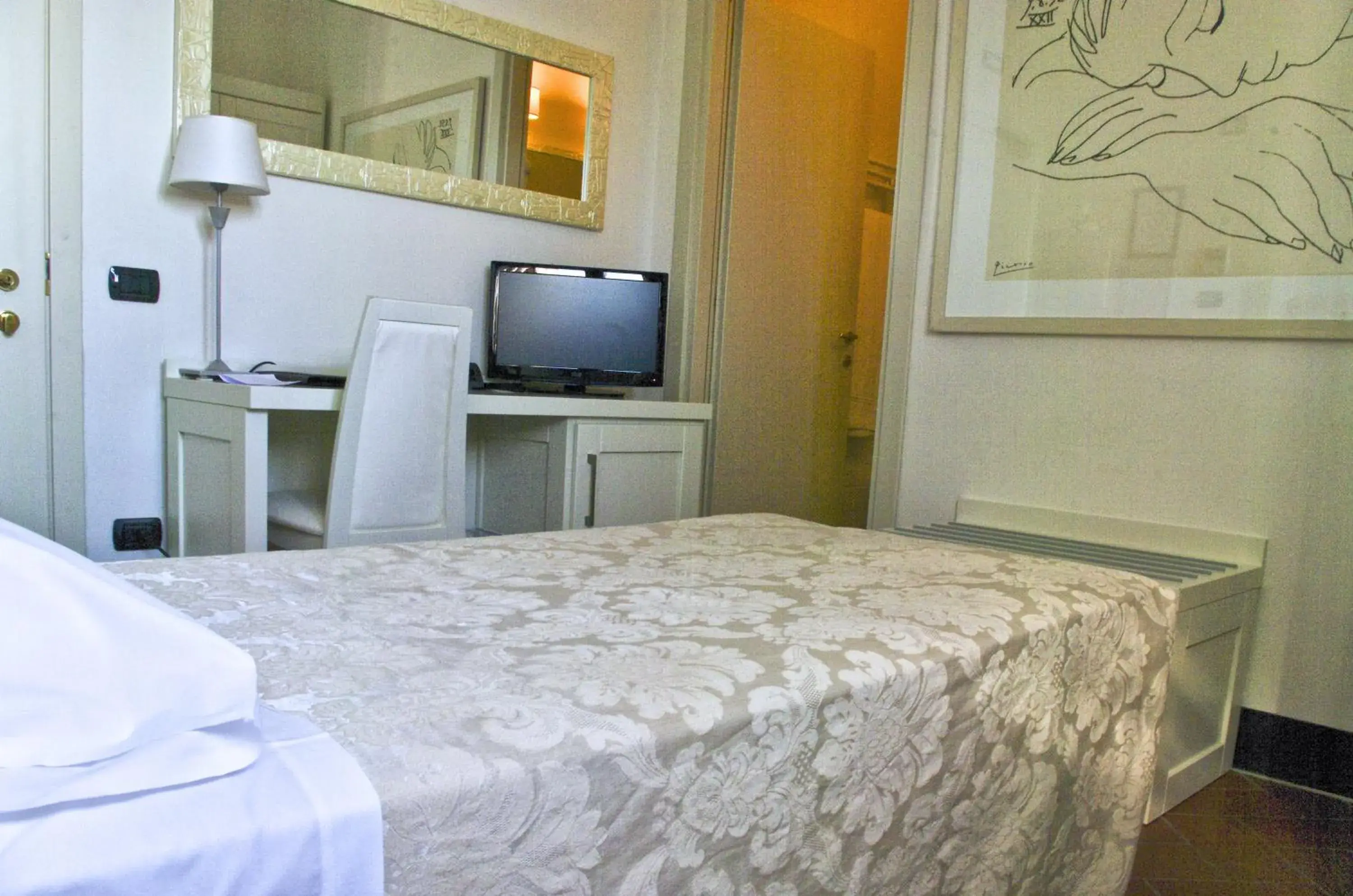 Bed in Hotel San Miniato