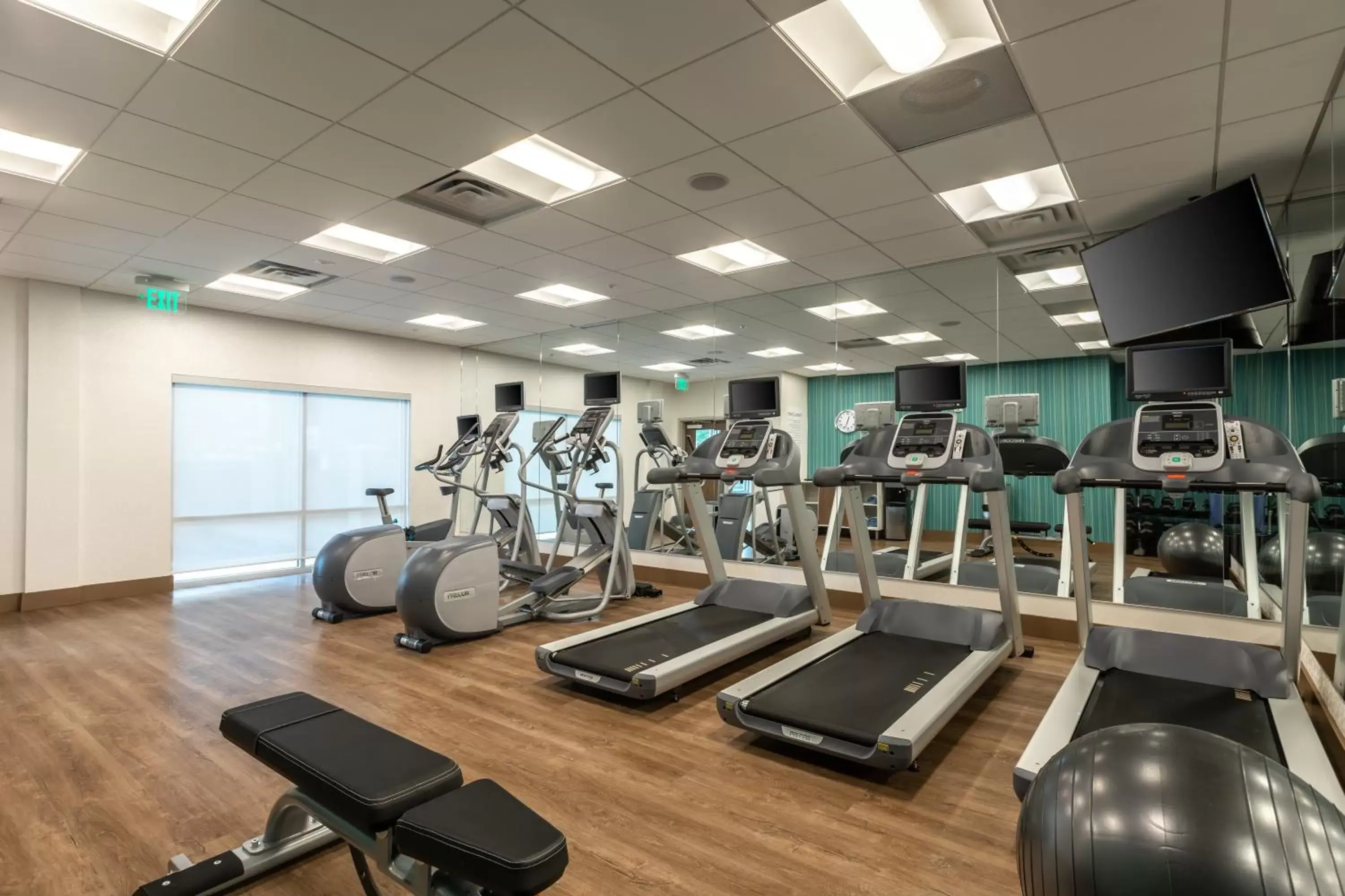 Fitness centre/facilities, Fitness Center/Facilities in Holiday Inn Express & Suites Gainesville - Lake Lanier Area, an IHG Hotel