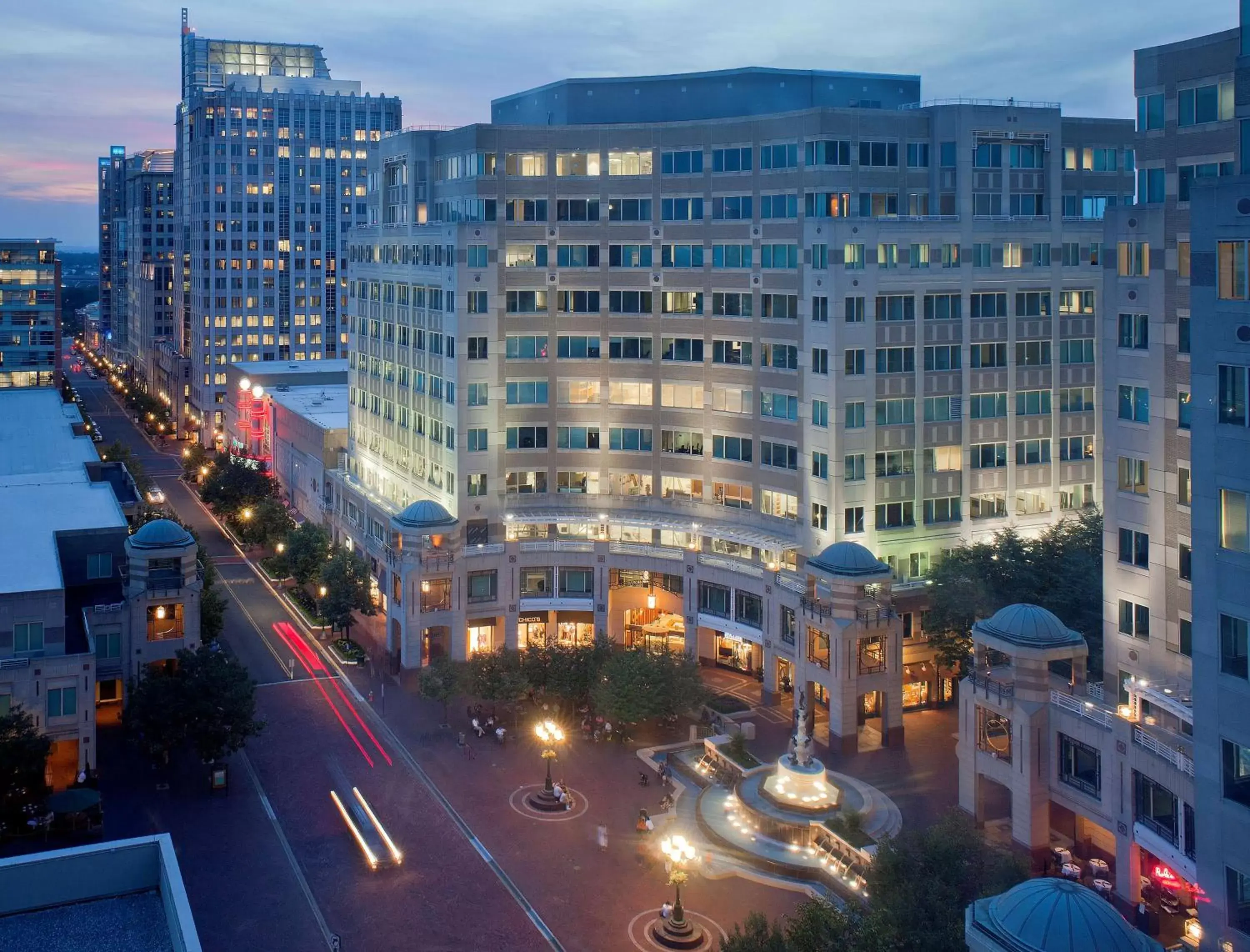 Property building in Hyatt Regency Reston