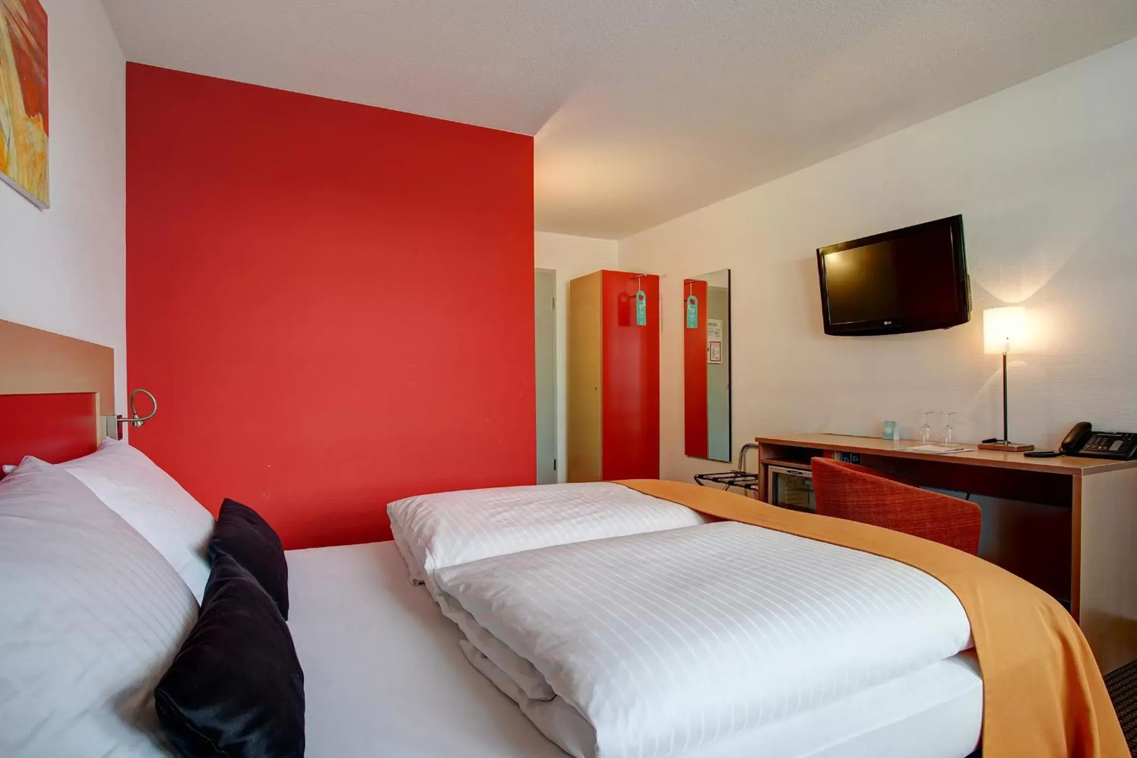 Photo of the whole room, Bed in Centro Hotel Nürnberg