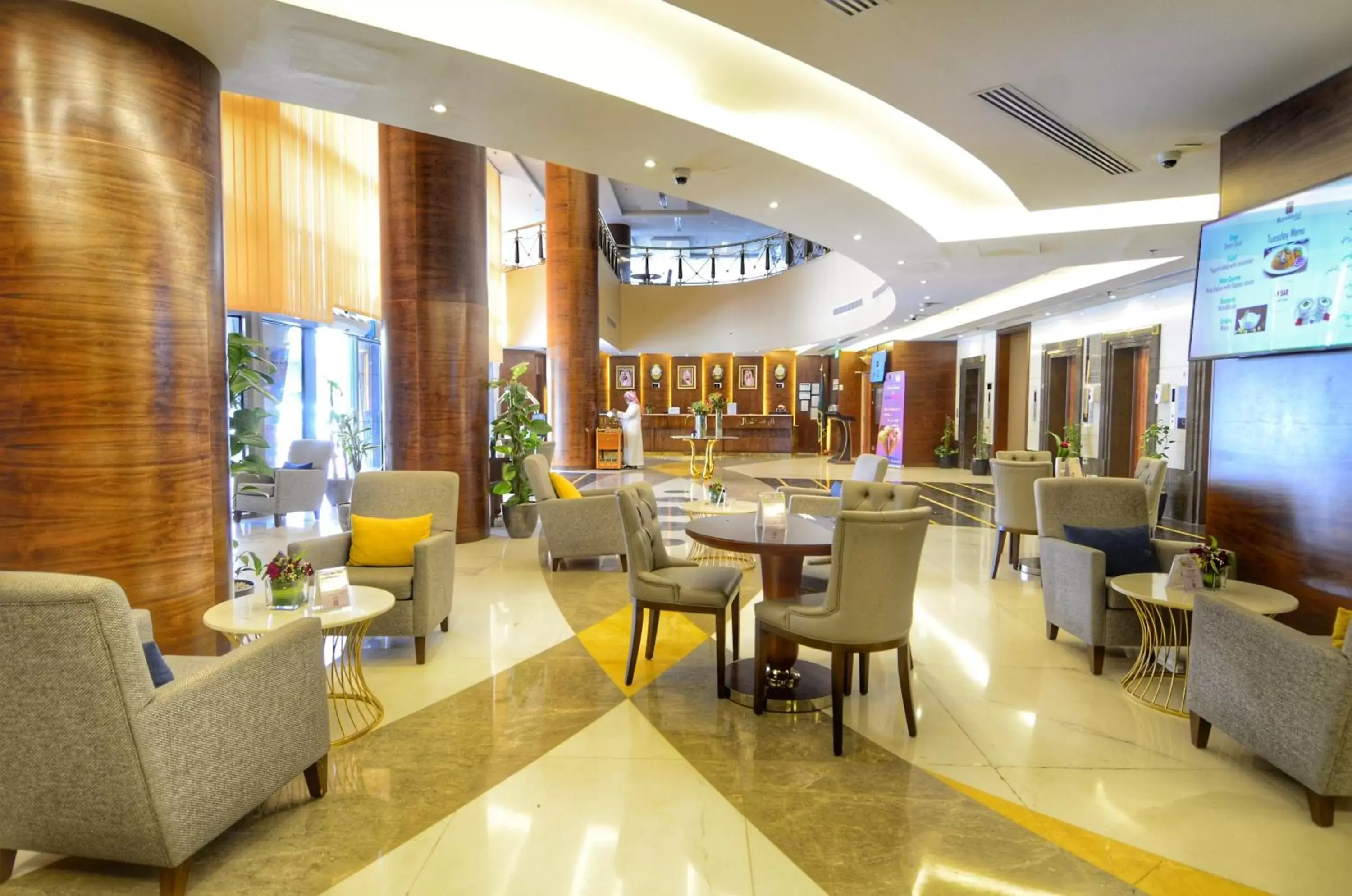 Lobby or reception, Restaurant/Places to Eat in Ruve Jeddah Hotel