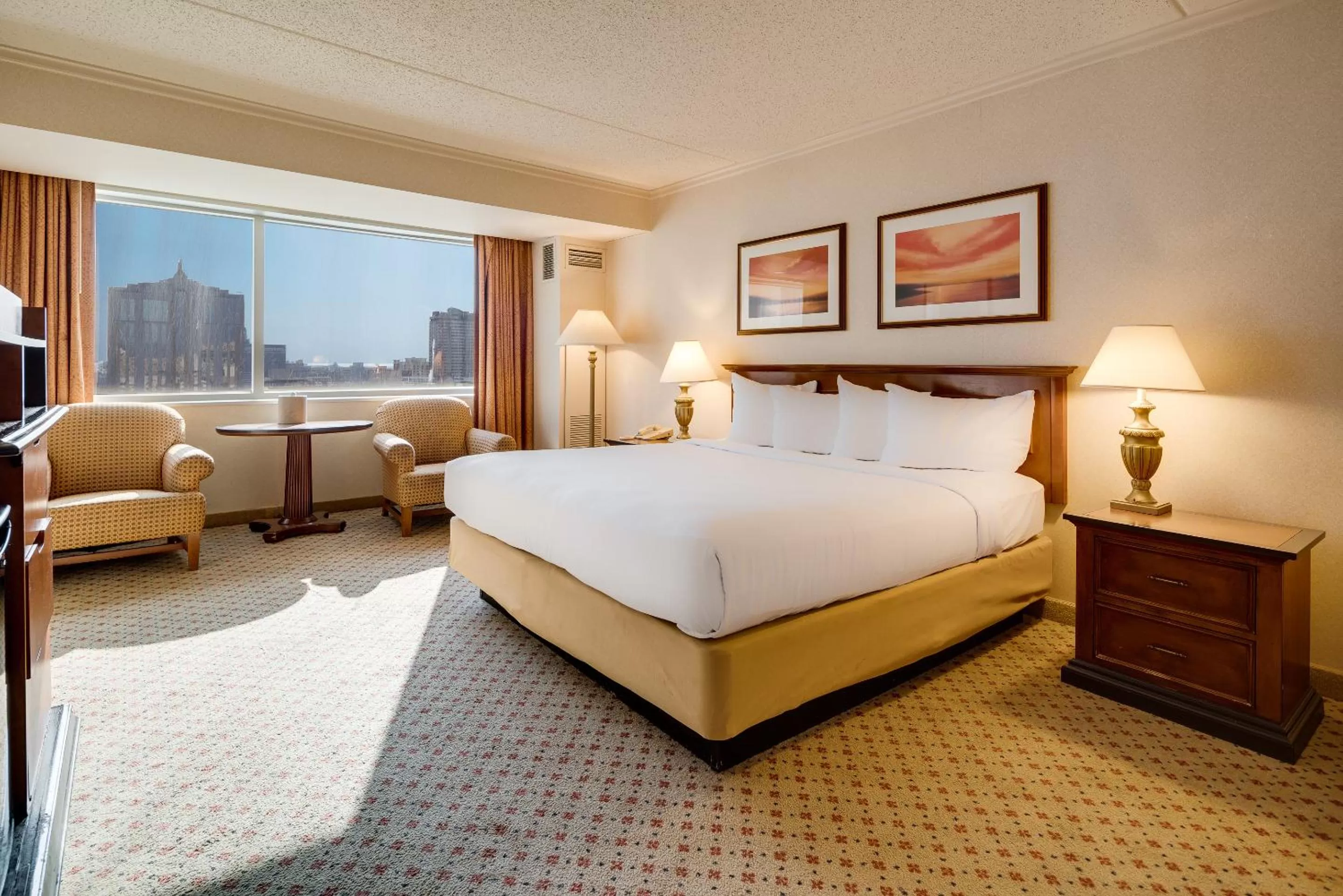 Bedroom, Bed in Showboat Hotel Atlantic City