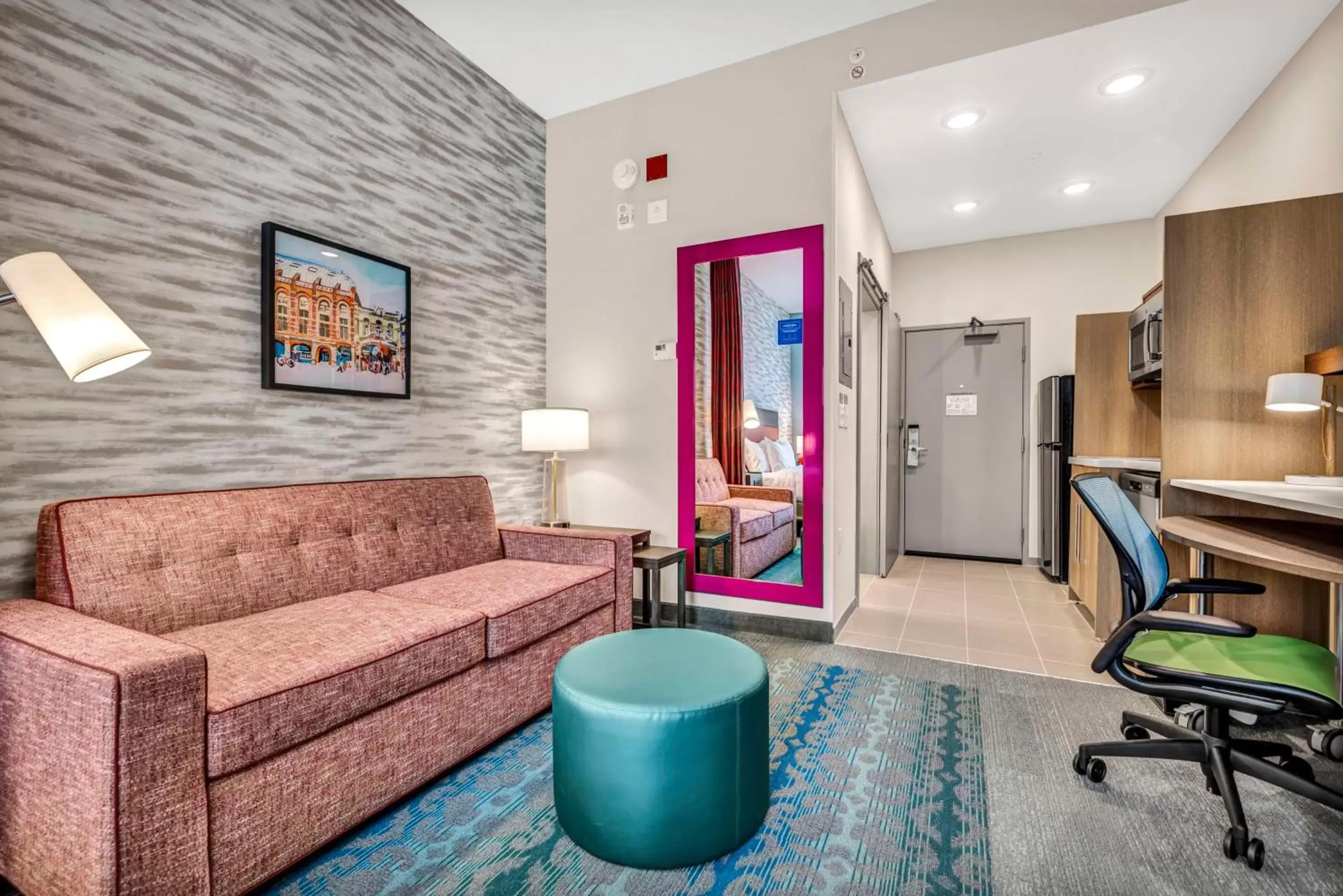 Bedroom, Seating Area in Home2 Suites By Hilton Raleigh State Arena