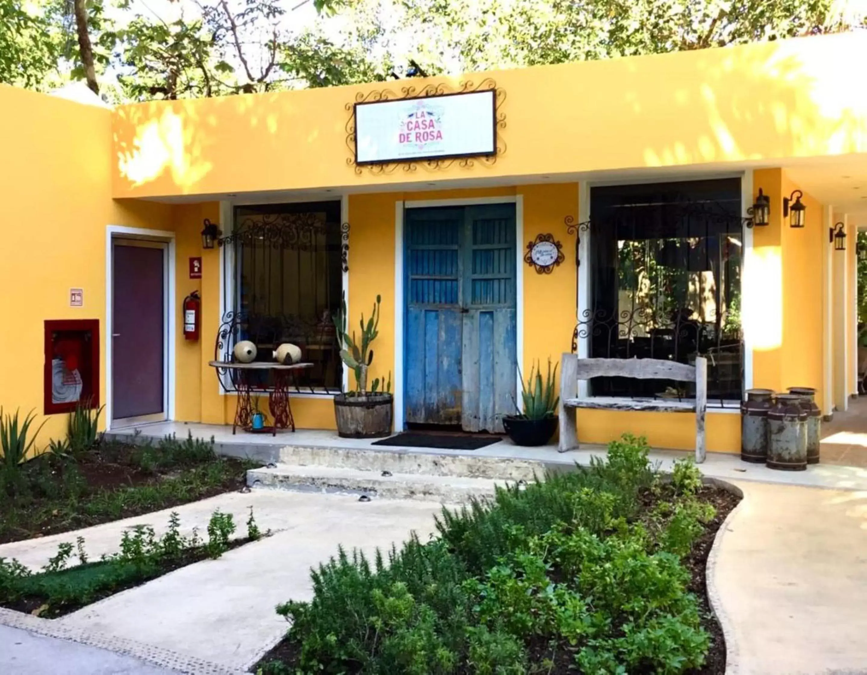 Restaurant/places to eat in The Fives Beach Hotel & Residences - All Senses Inclusive Restaurant/places to eat in The Fives Beach Hotel & Residences - All Senses Inclusive