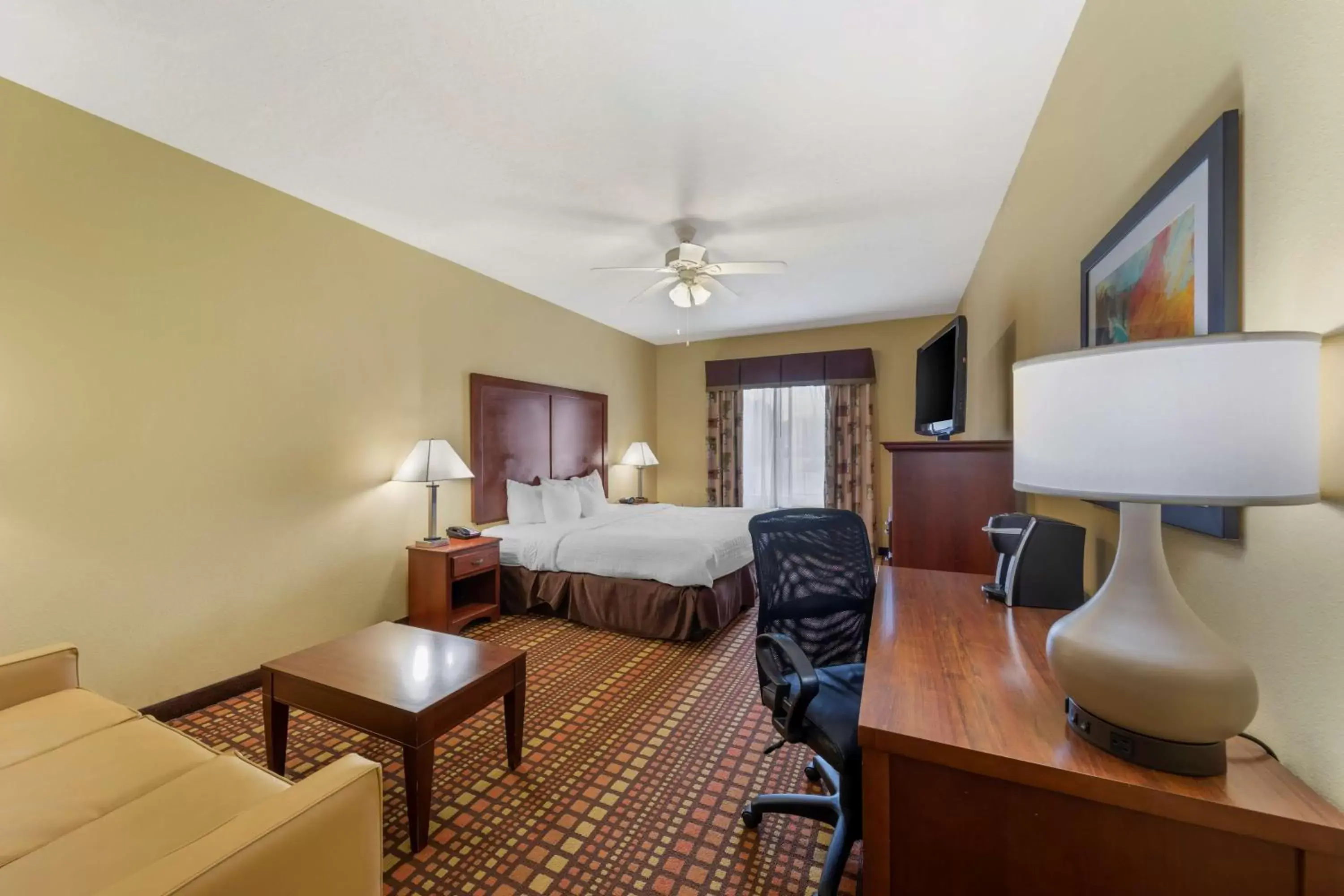 Bedroom, Bed in Best Western Plus Gadsden Hotel & Suites Bedroom, Bed in Best Western Plus Gadsden Hotel & Suites