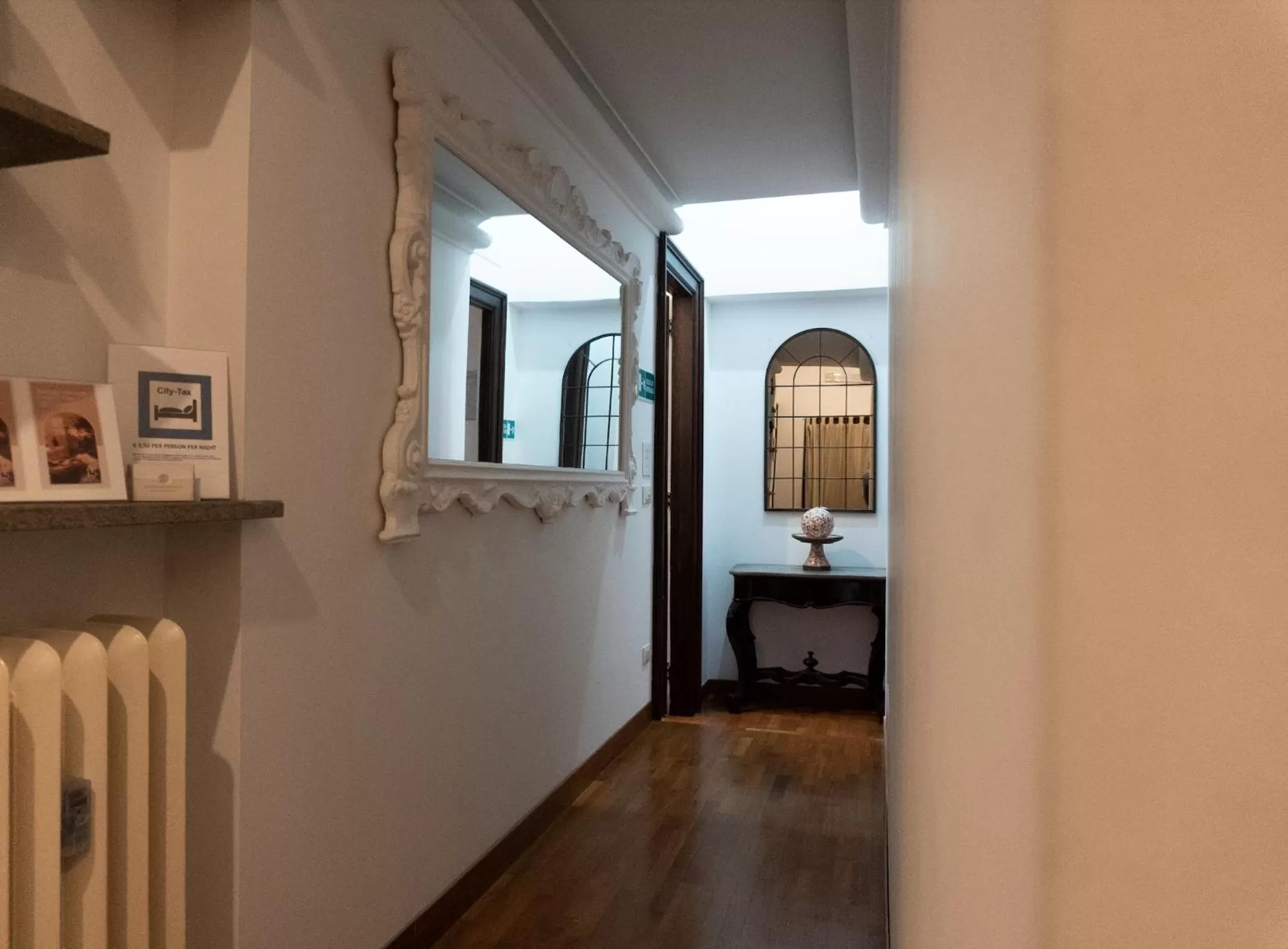 Property building in Residenza Romana