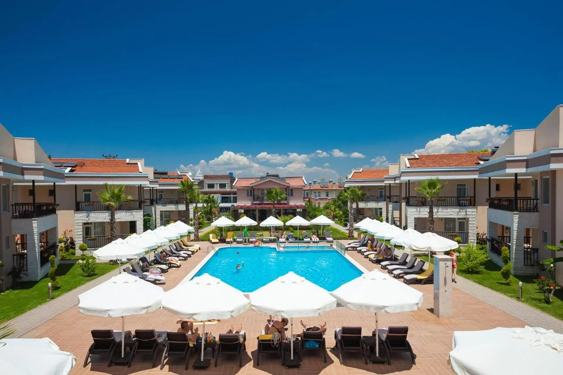 Property building, Pool View in Hotel Turan Prince - Ex Sentido Turan Prince