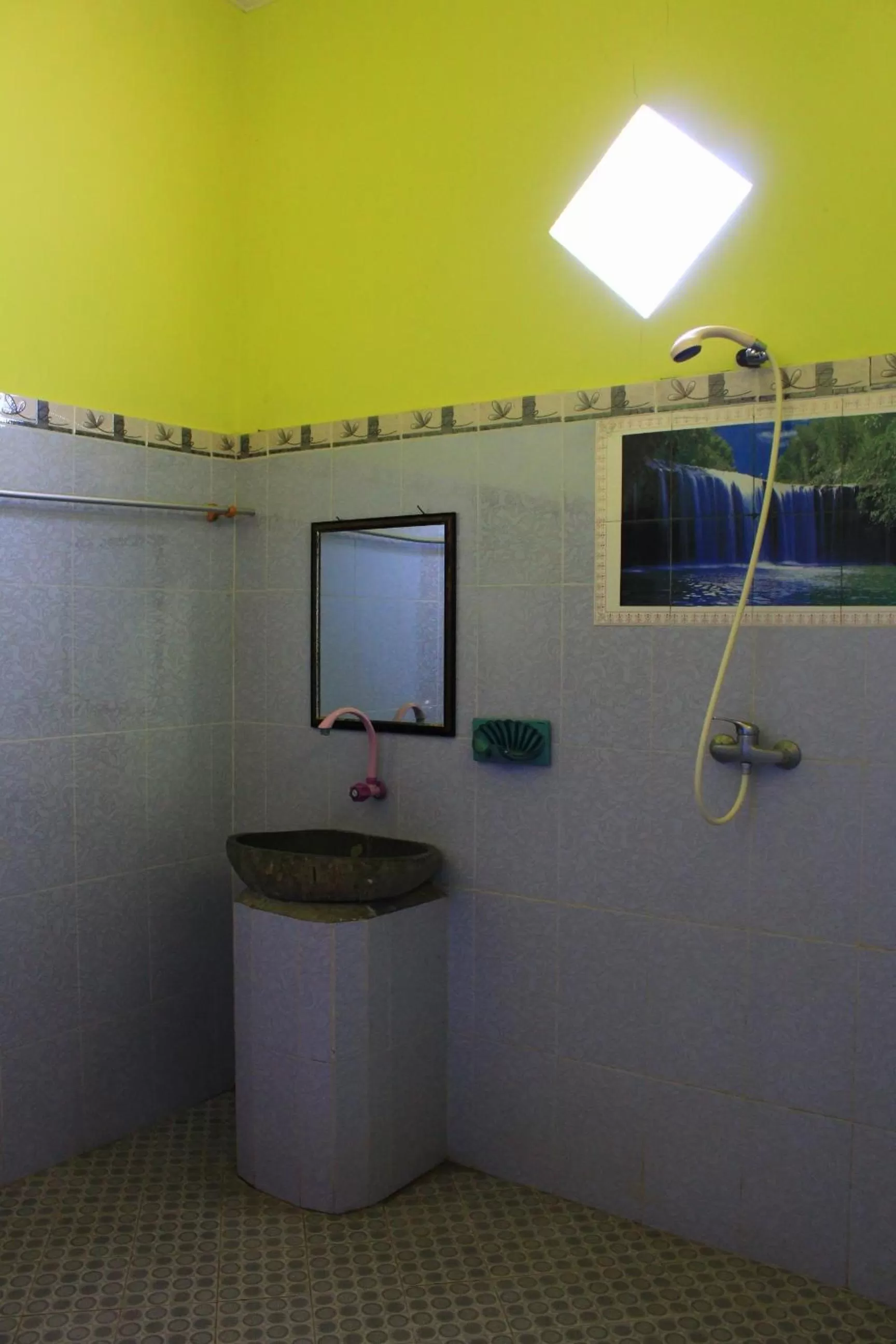 Toilet in Bronze Bungalows