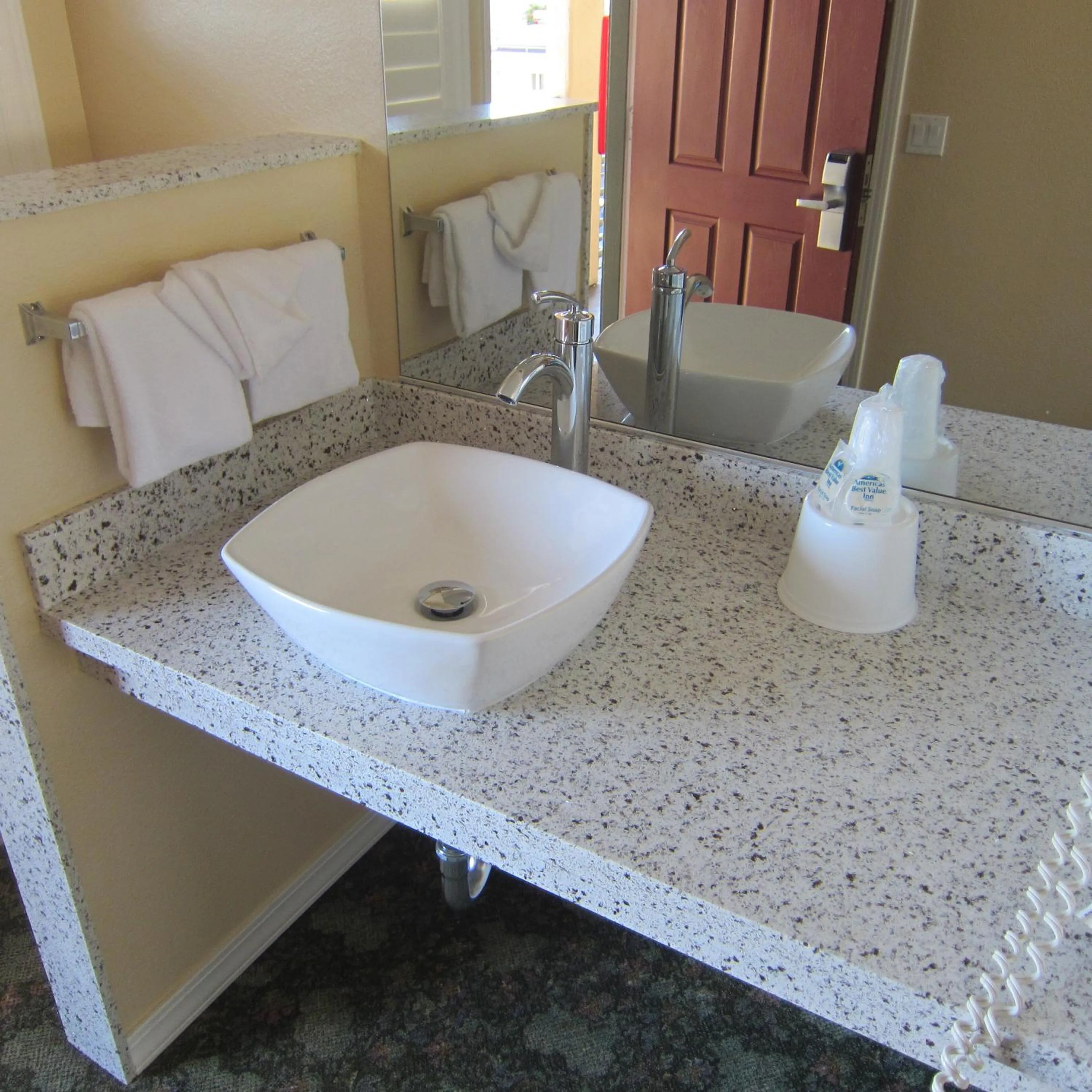 Decorative detail in Pacific Best Inn