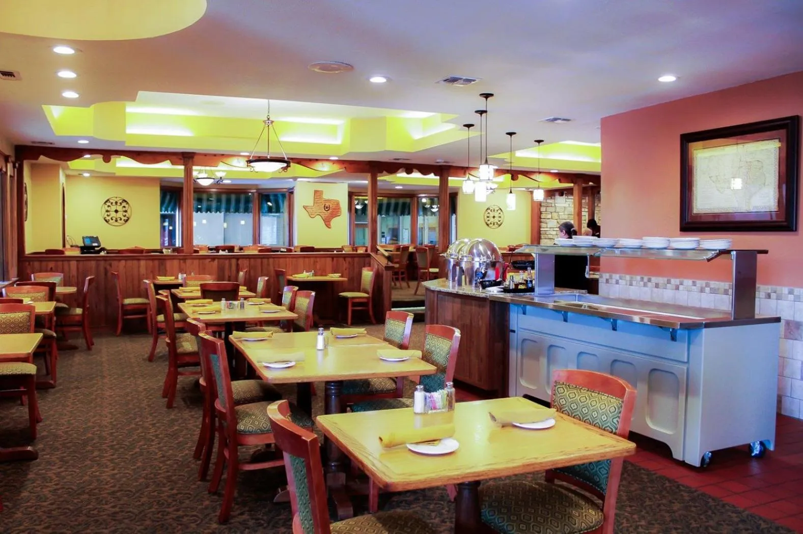 Restaurant/places to eat in Inn of the Hills Hotel and Conference Center