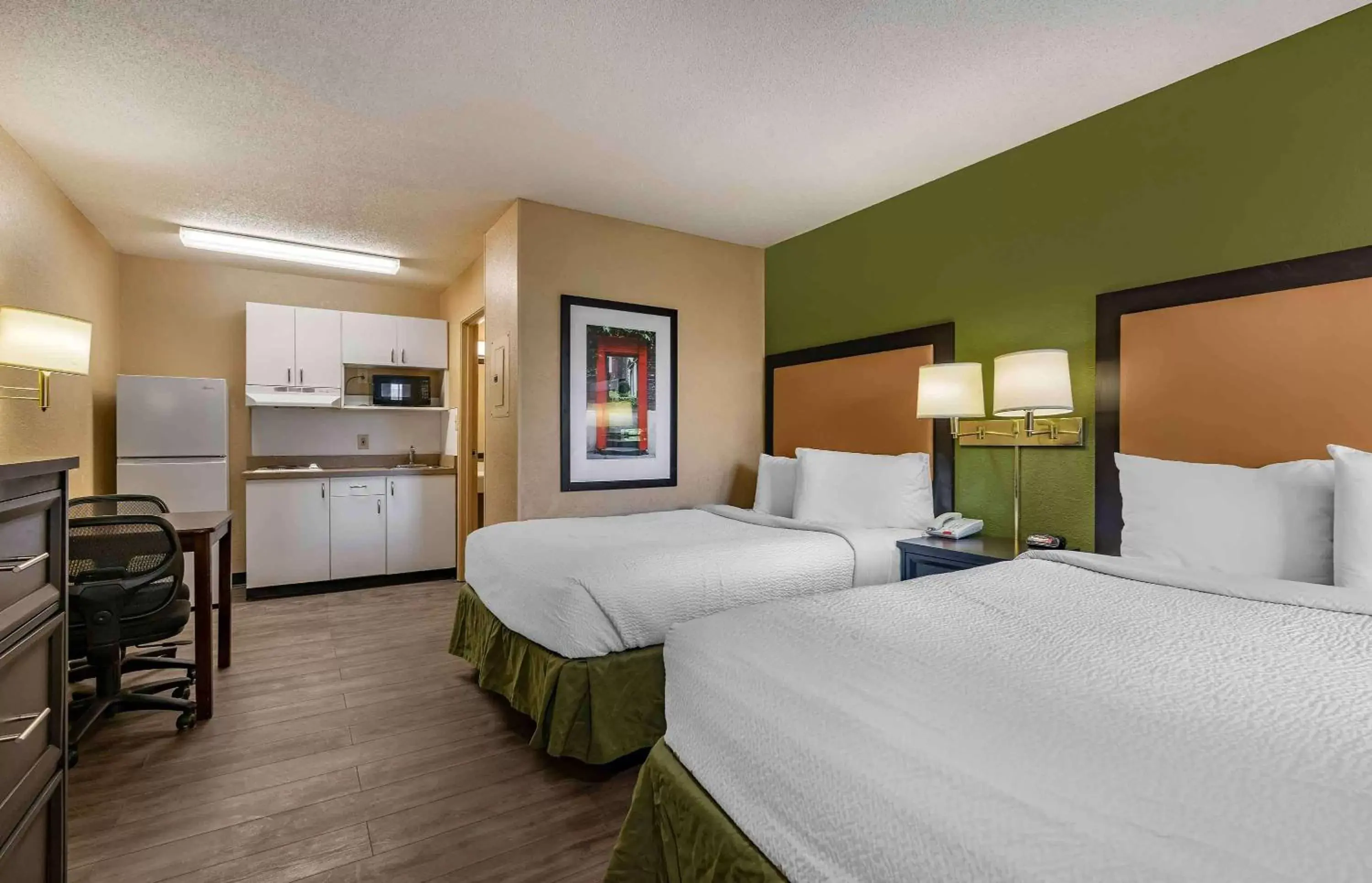 Bedroom in Extended Stay America Suites - Lexington - Nicholasville Road