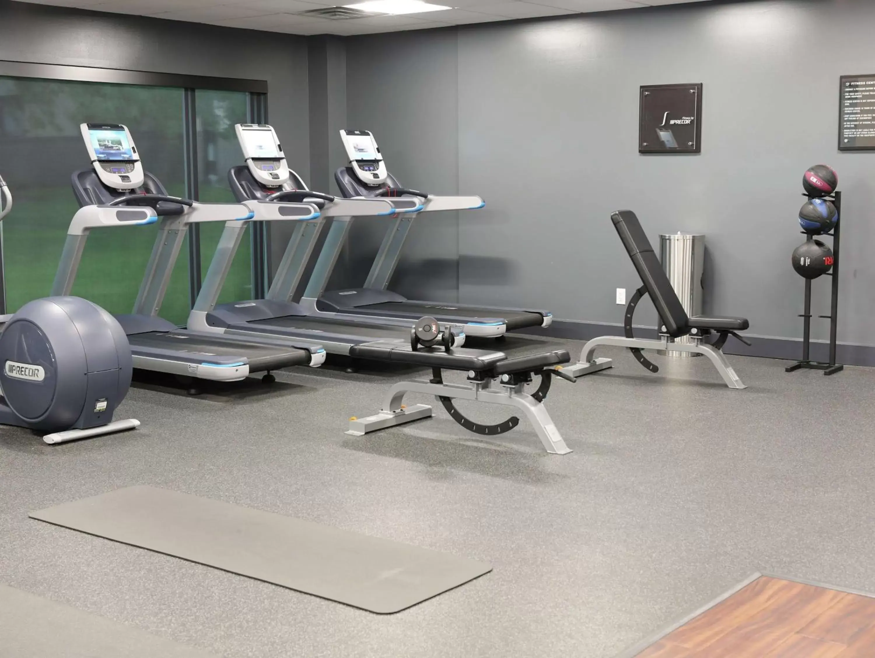 Fitness centre/facilities in Doubletree By Hilton Omaha Southwest, Ne Fitness centre/facilities in Doubletree By Hilton Omaha Southwest, Ne