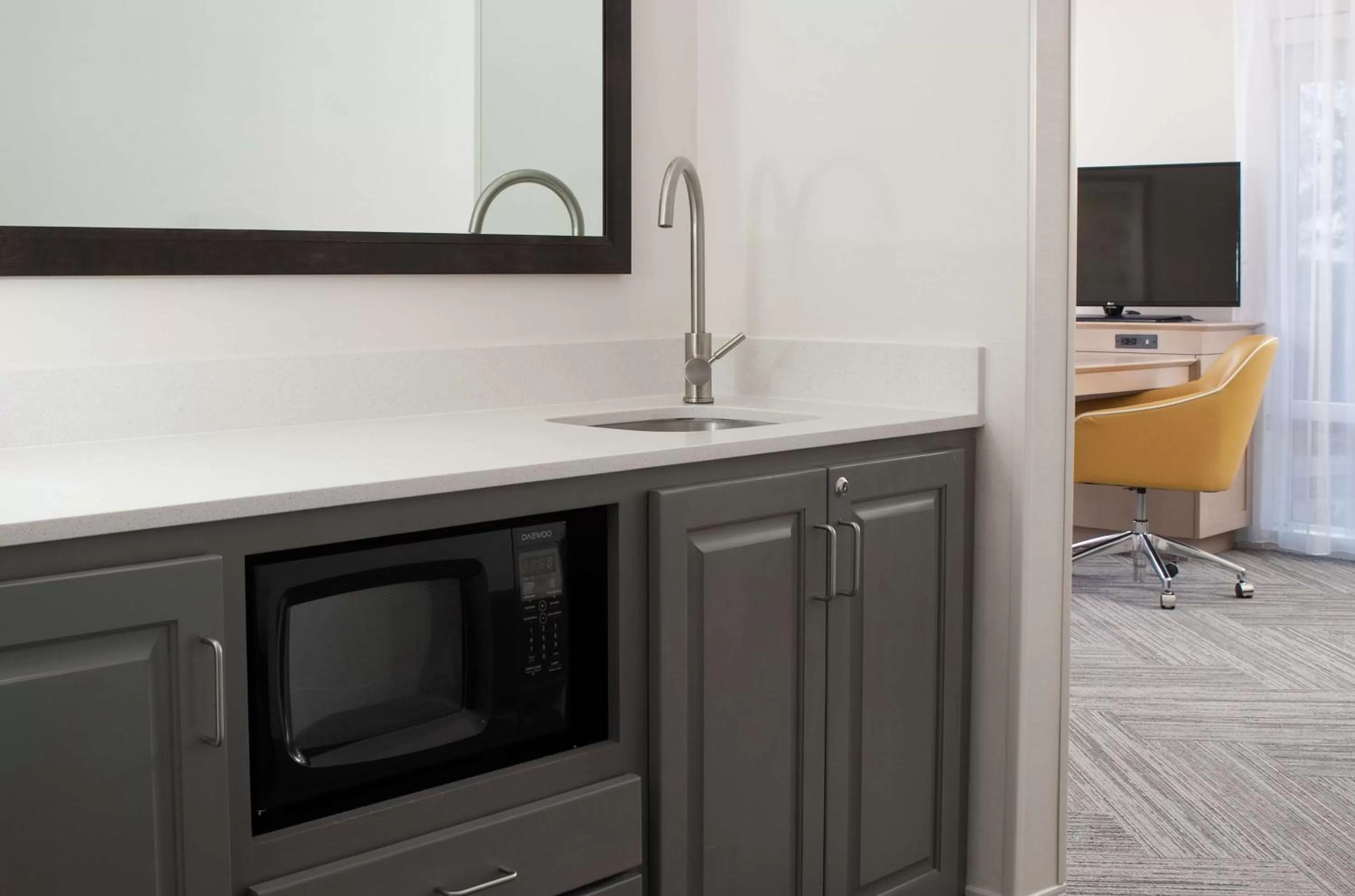 Kitchen or kitchenette in Hampton Inn & Suites by Hilton Augusta-Washington Rd