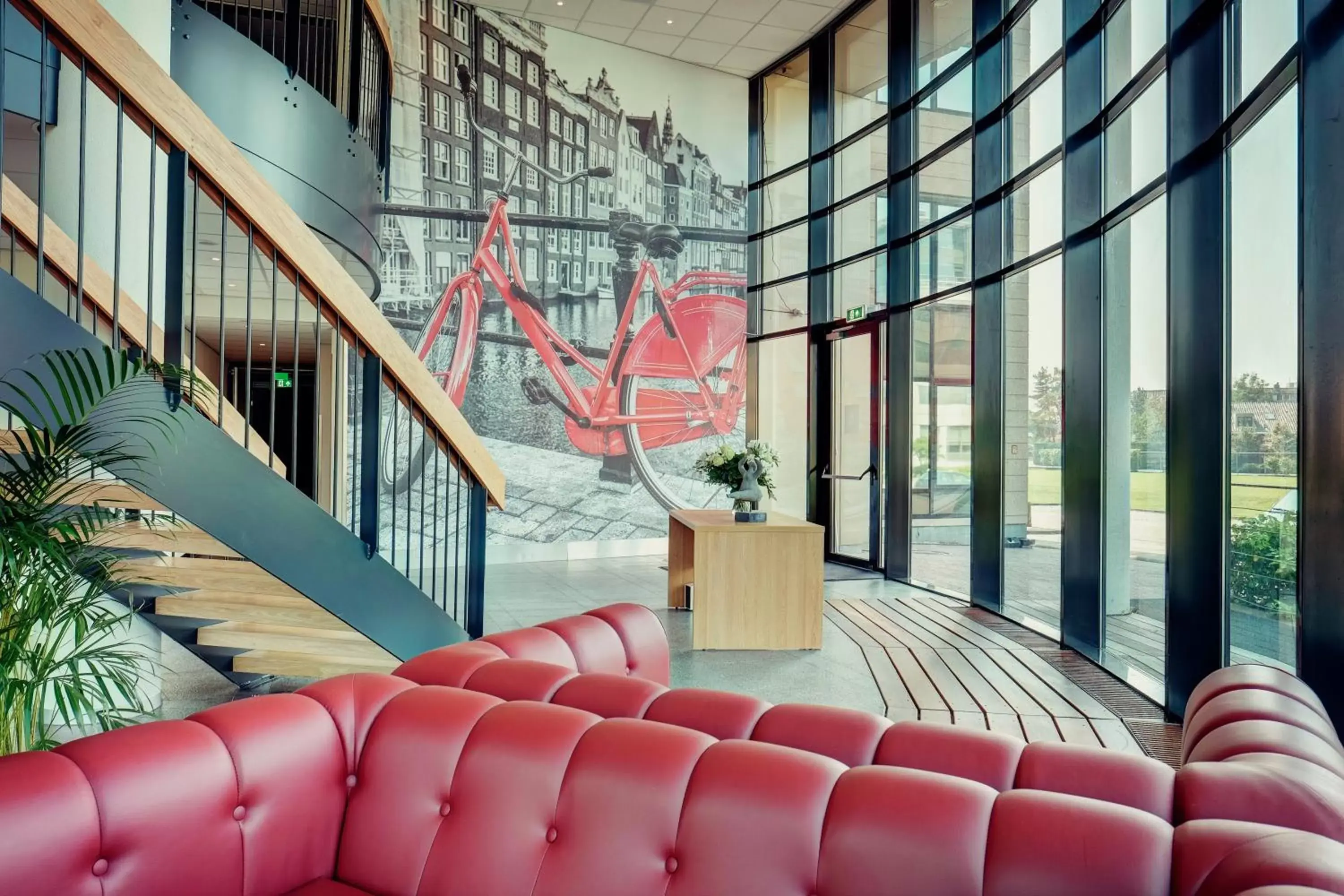 Lobby or reception in Amedia Amsterdam Airport, Trademark Collection by Wyndham