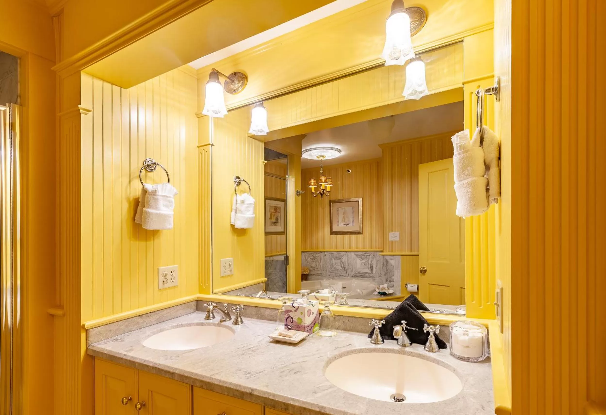 Bathroom in Ivy Lodge