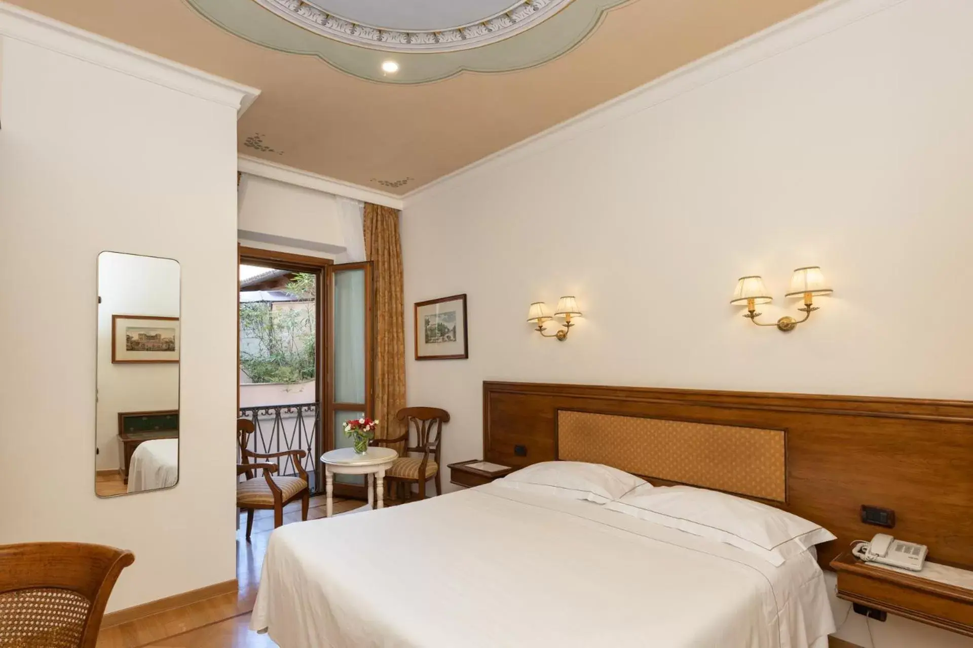 Bedroom, Bed in Hotel Adler Cavalieri