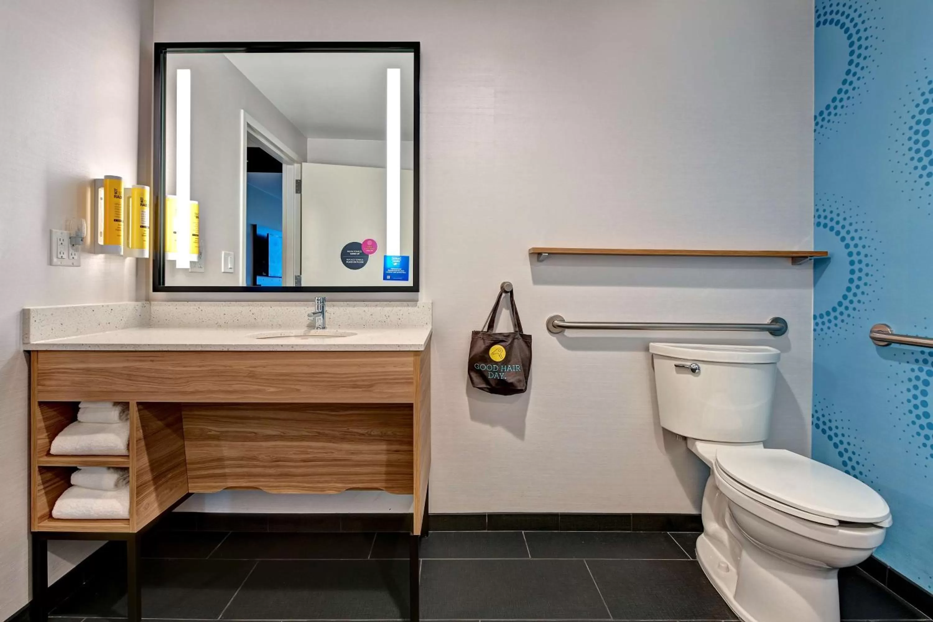 Bathroom in Tru By Hilton Tahlequah, Ok